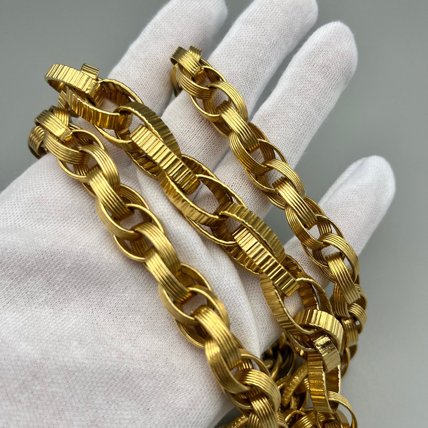 RARE☆☆☆ CHANEL Coco Mark Medal Chain Belt