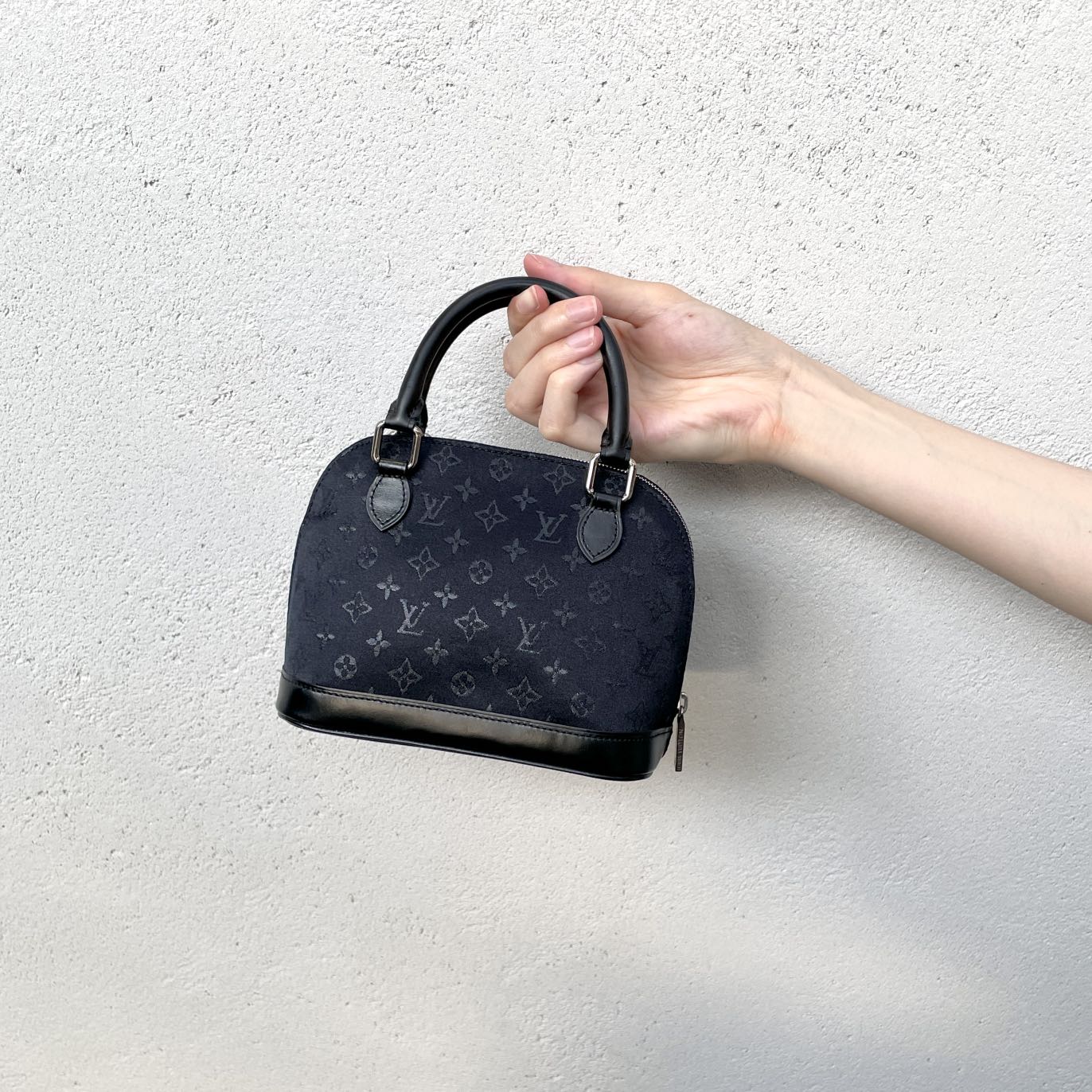 Pre-Owned Louis Vuitton Little Alma Monogram Satin Handbag