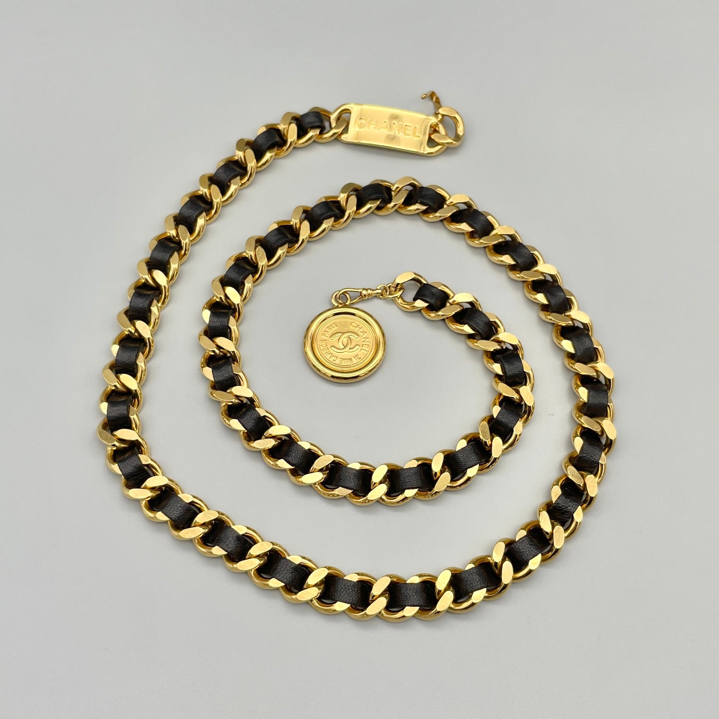 AUTH Pre-owned CHANEL Kokomark pendant matrasse chain belt 94A