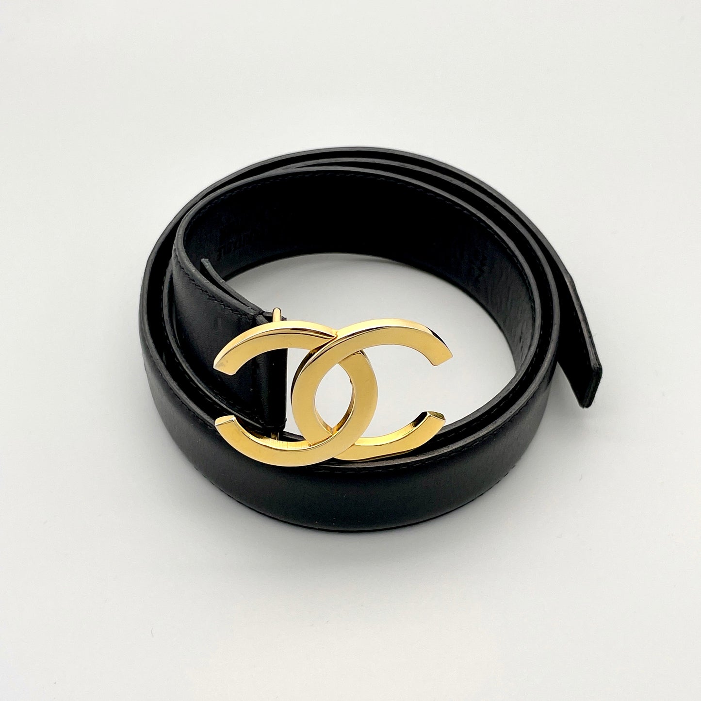 AUTH Pre-owned CHANEL Comark leather belt