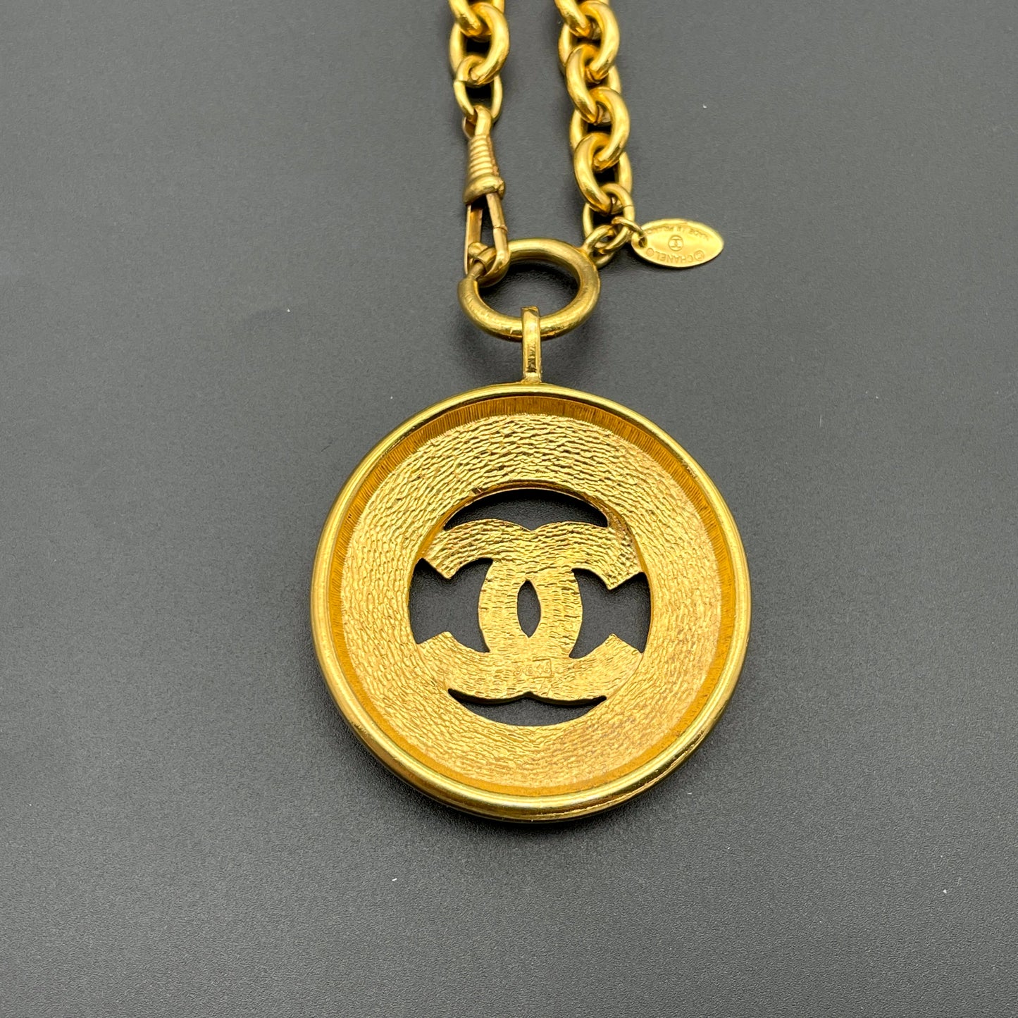 CHANEL Coco Mark Jumbo Necklace