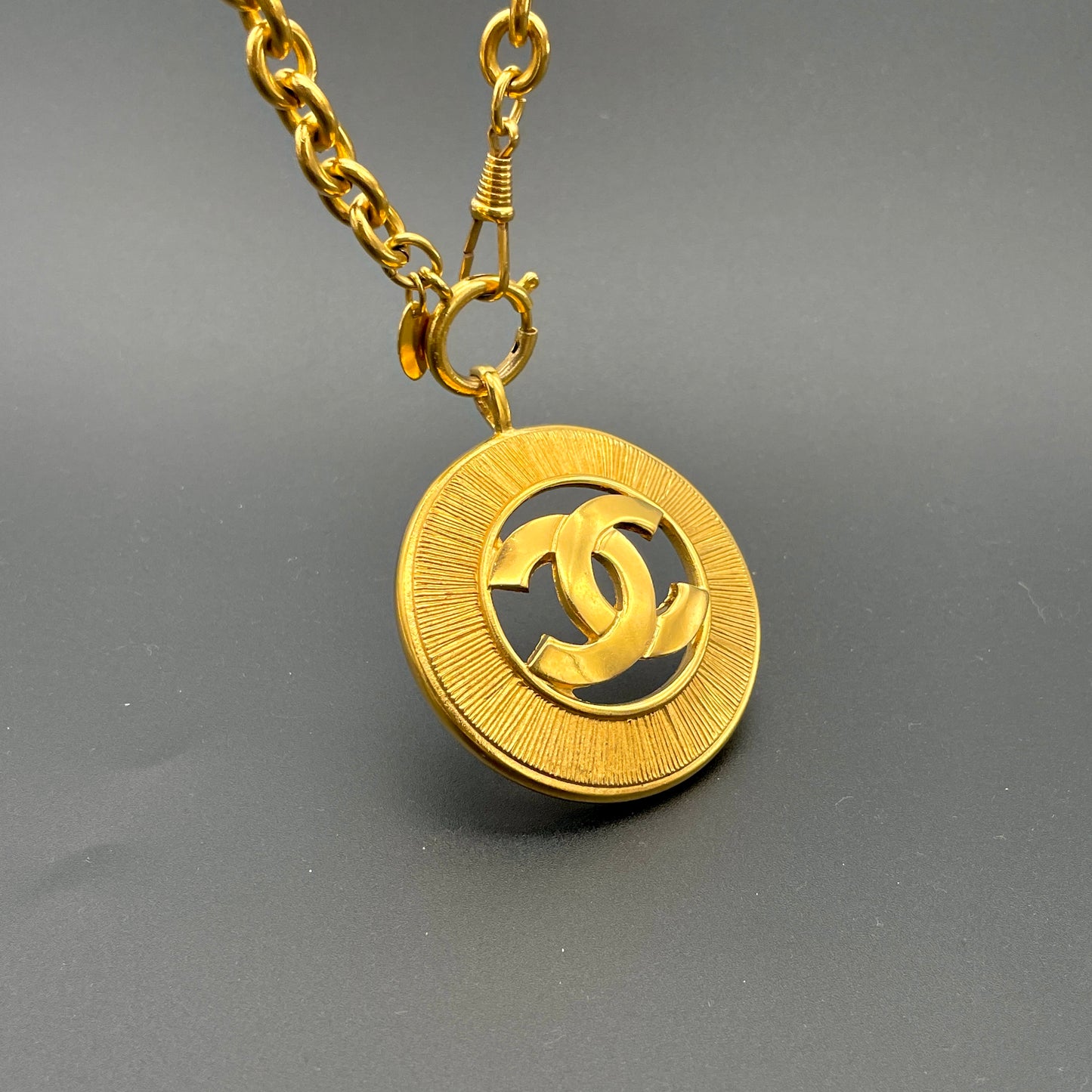 CHANEL Coco Mark Jumbo Necklace