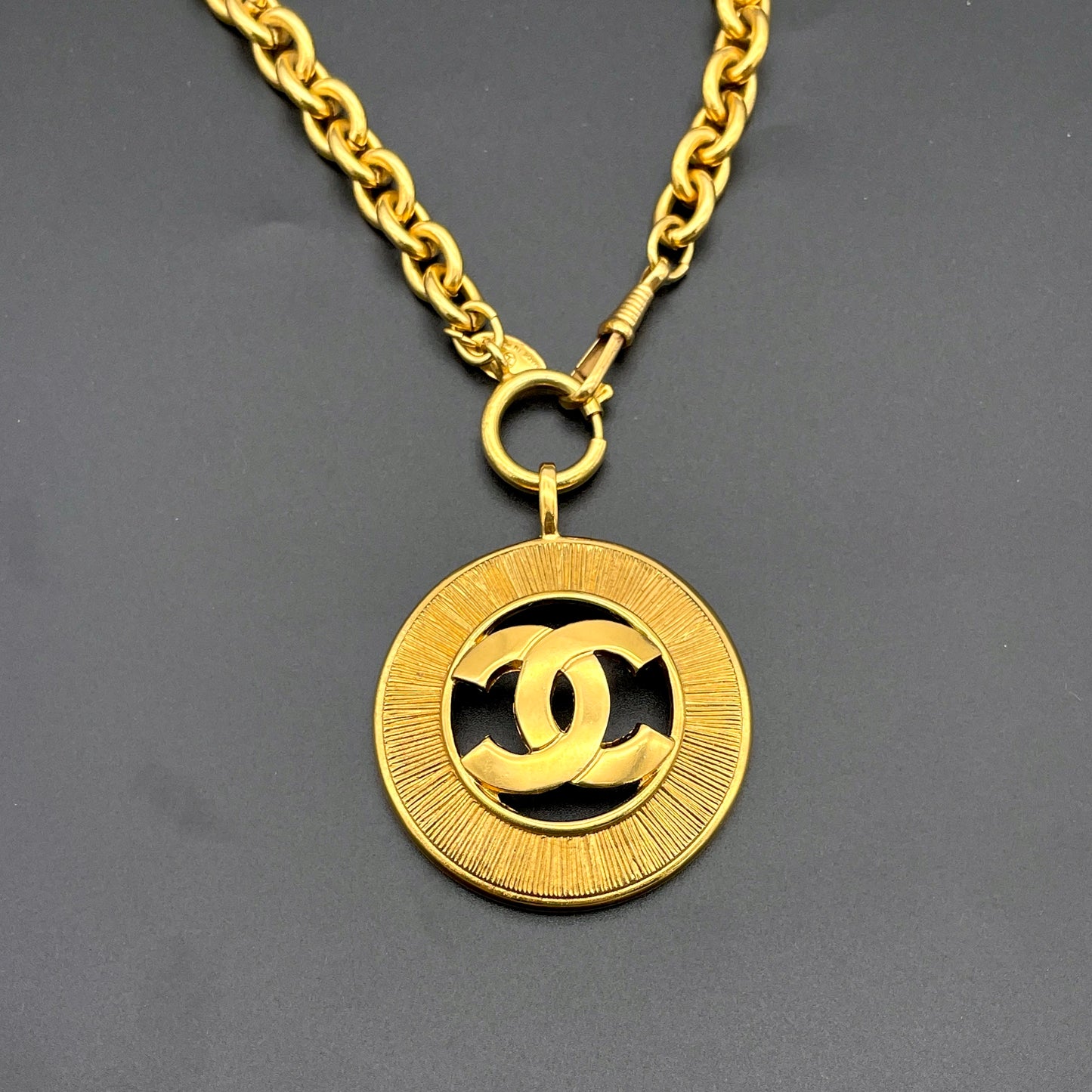 CHANEL Coco Mark Jumbo Necklace