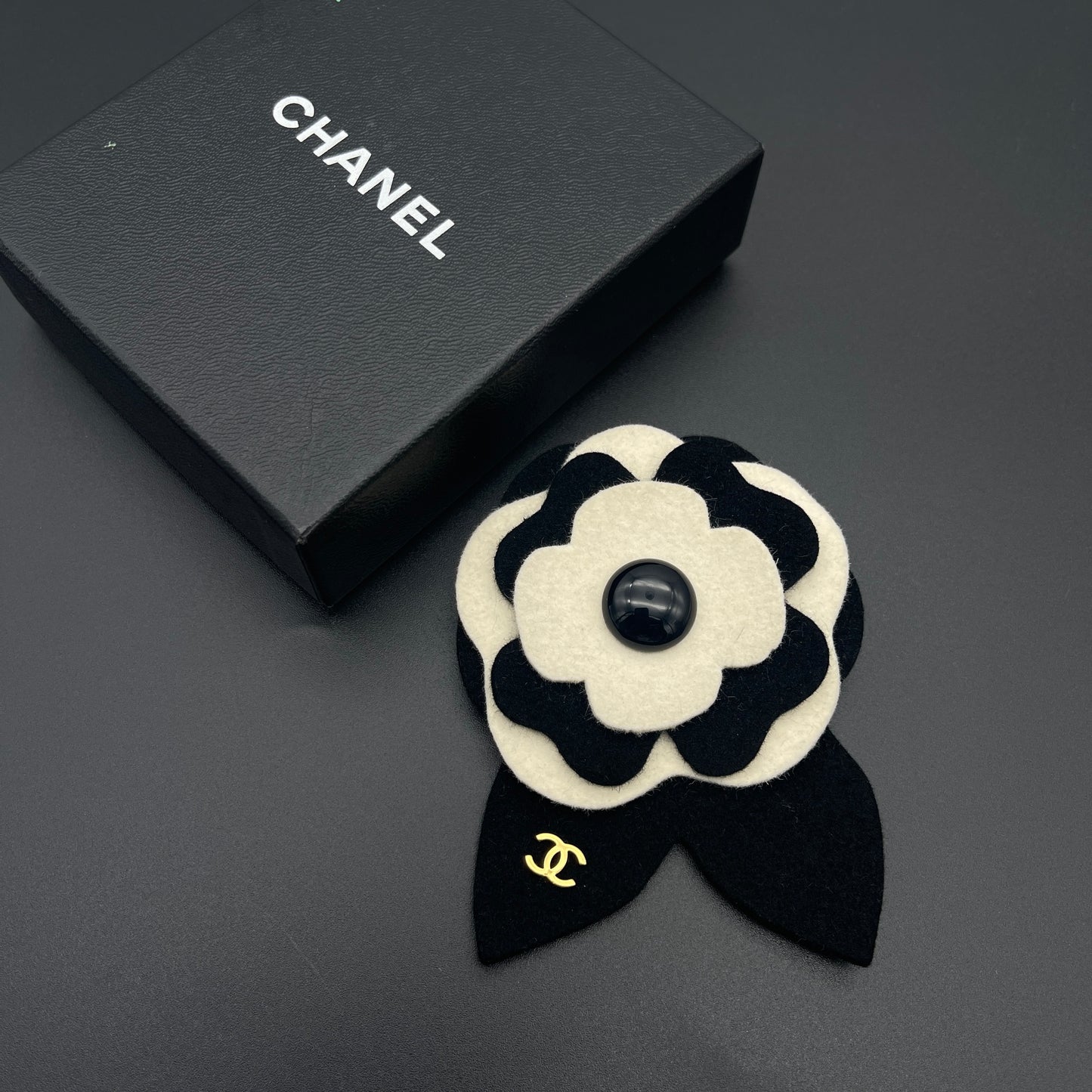 RARE ☆☆☆CHANEL Camellia Brooch Corsage 02A