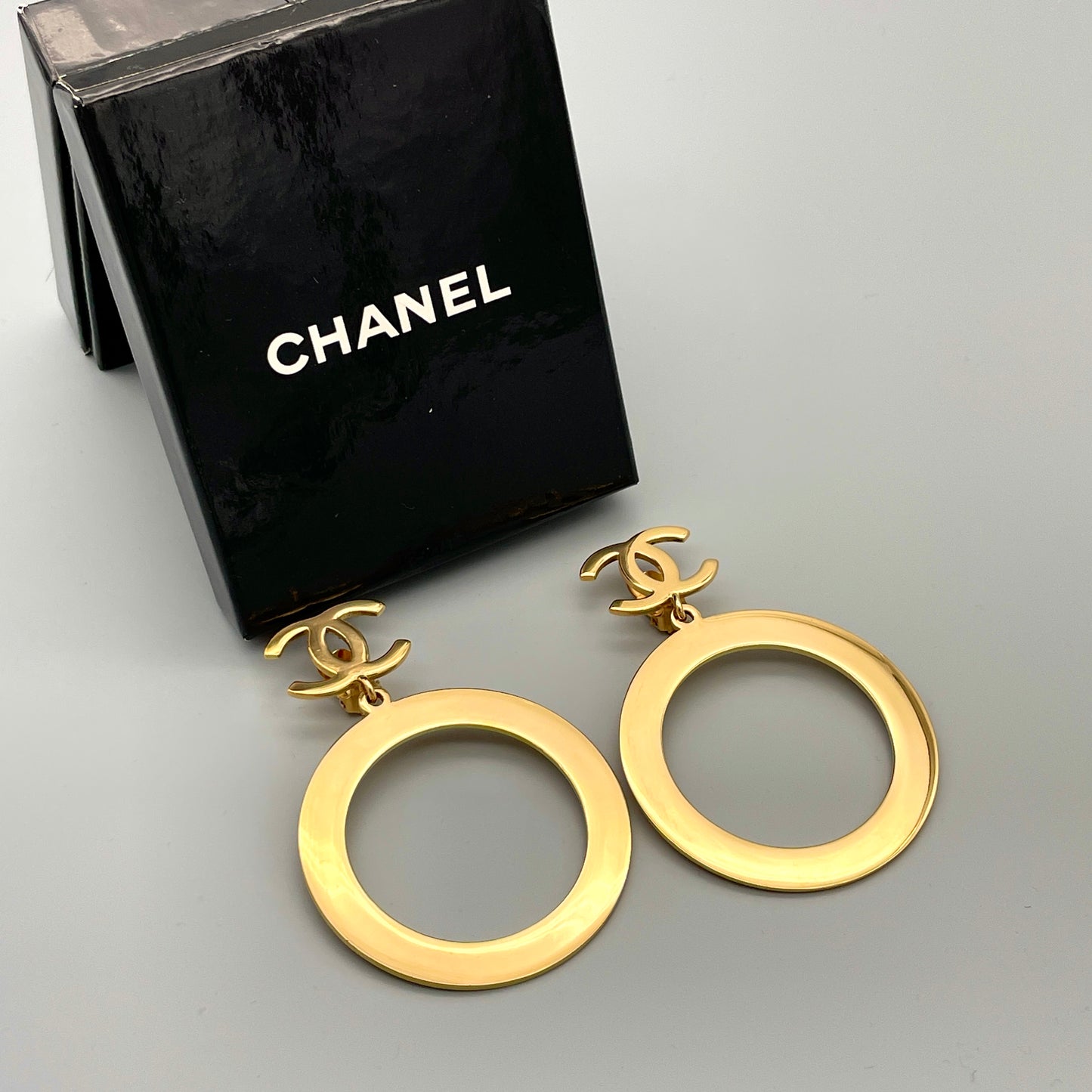 RARE☆☆☆AUTH Pre-owned CHANEL here mark ring pendant earring