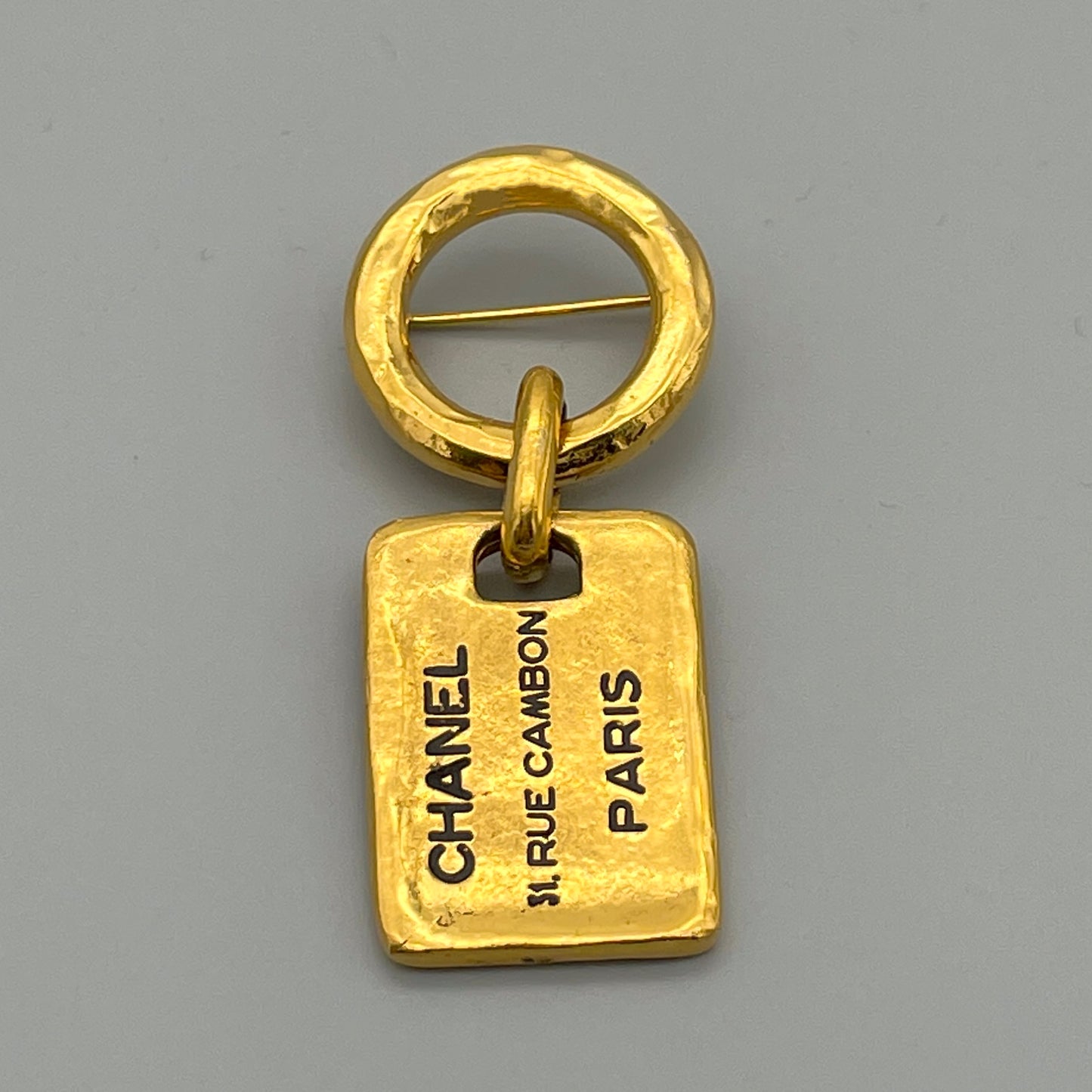 Afar Vintage Pre-owned CHANEL Cambon Line Swing Brooch