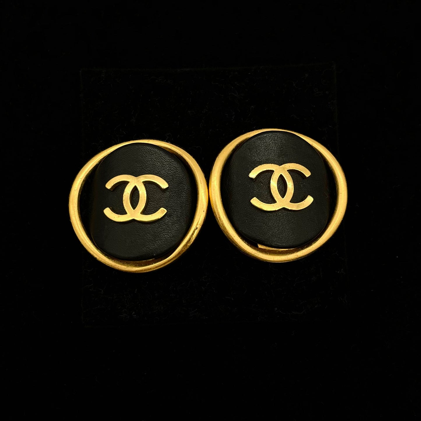 RARE☆☆☆☆☆ CHANEL ｺｺﾏｰｸ ﾚｻﾞｰﾗｳﾝﾄﾞ ｲﾔﾘﾝｸﾞ