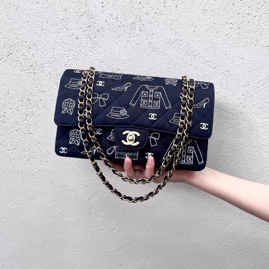 RARE☆☆☆☆☆AUTH Pre-owned CHANEL ﾏﾄﾗｯｾｱｲｺﾝｸﾗｼｯｸﾌﾗｯﾌﾟ25cm