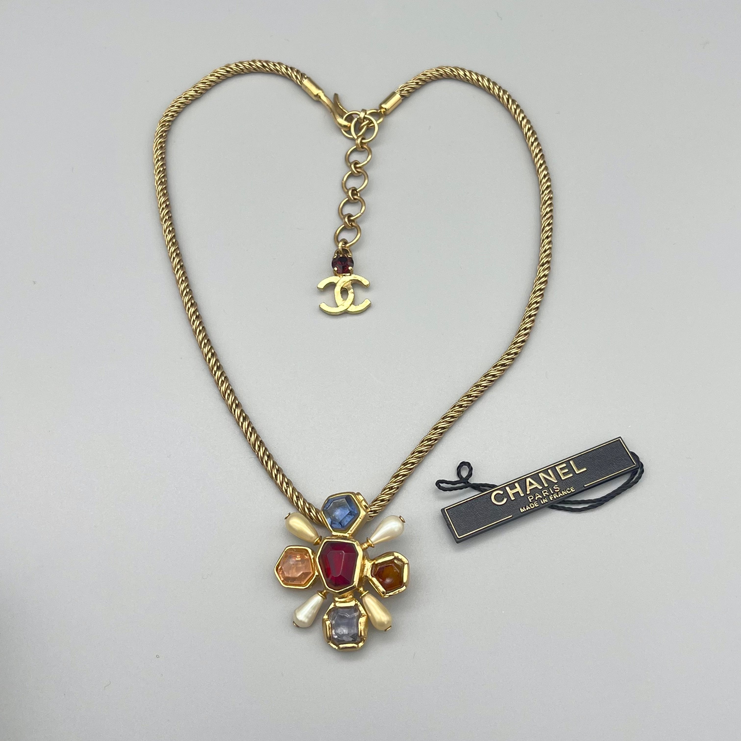Afar Vintage CHANEL Cocommark Gripore Necklace 01A