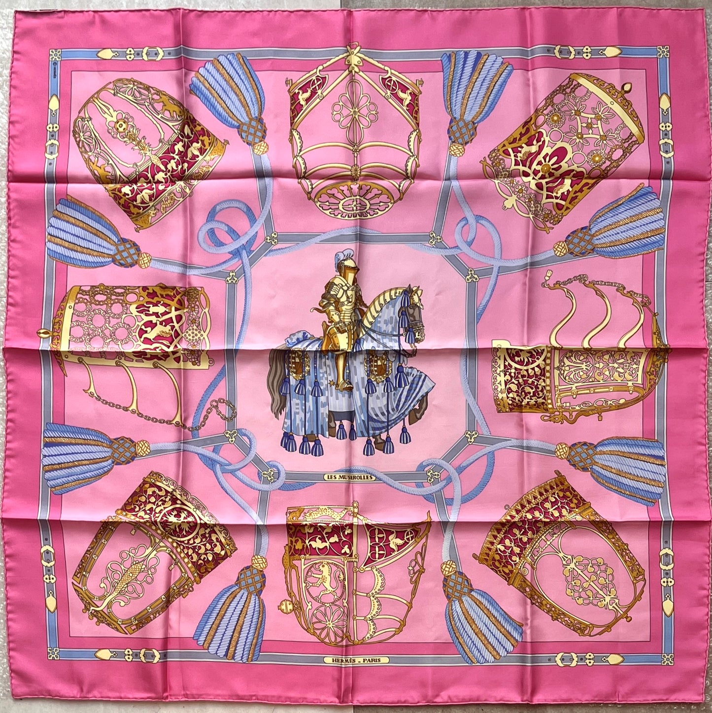 HERMES Knight's Shield Motif Scarf