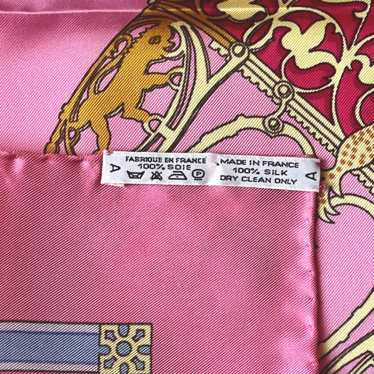 HERMES Knight's Shield Motif Scarf