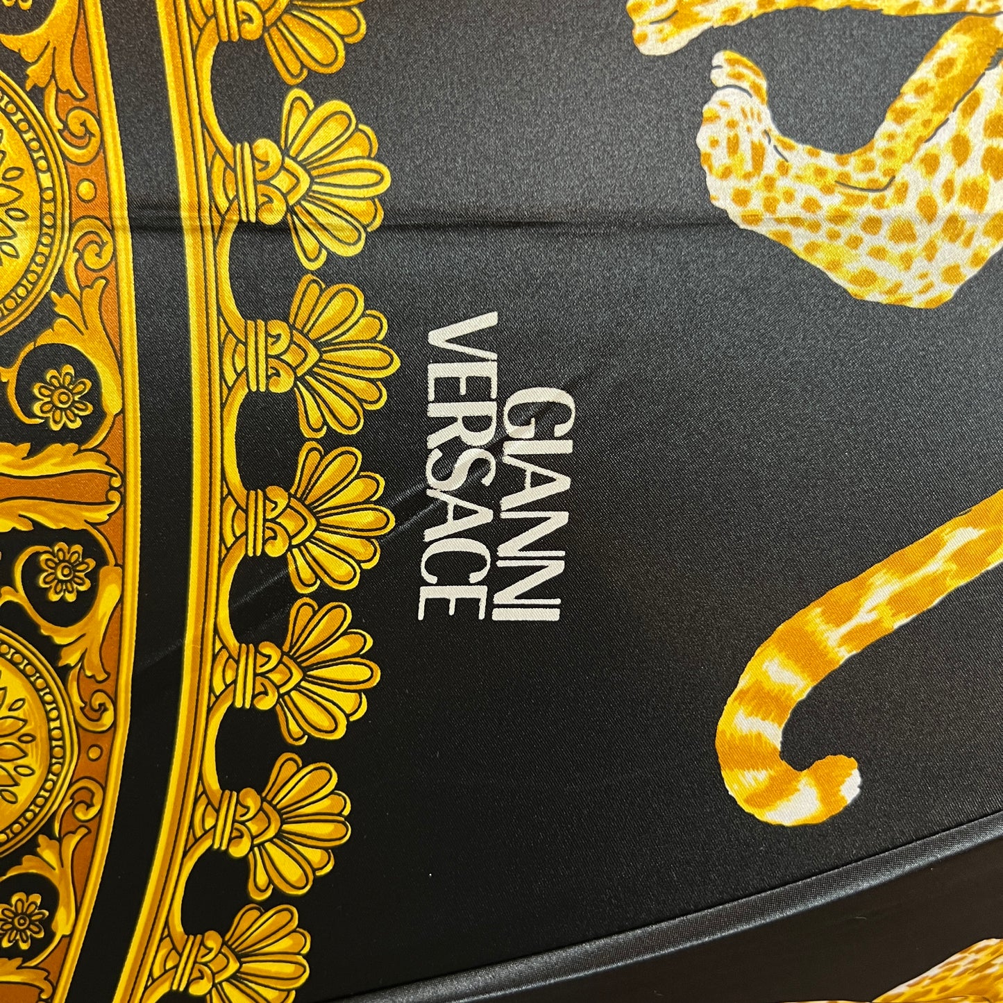 VERSACE leopard motif umbrella