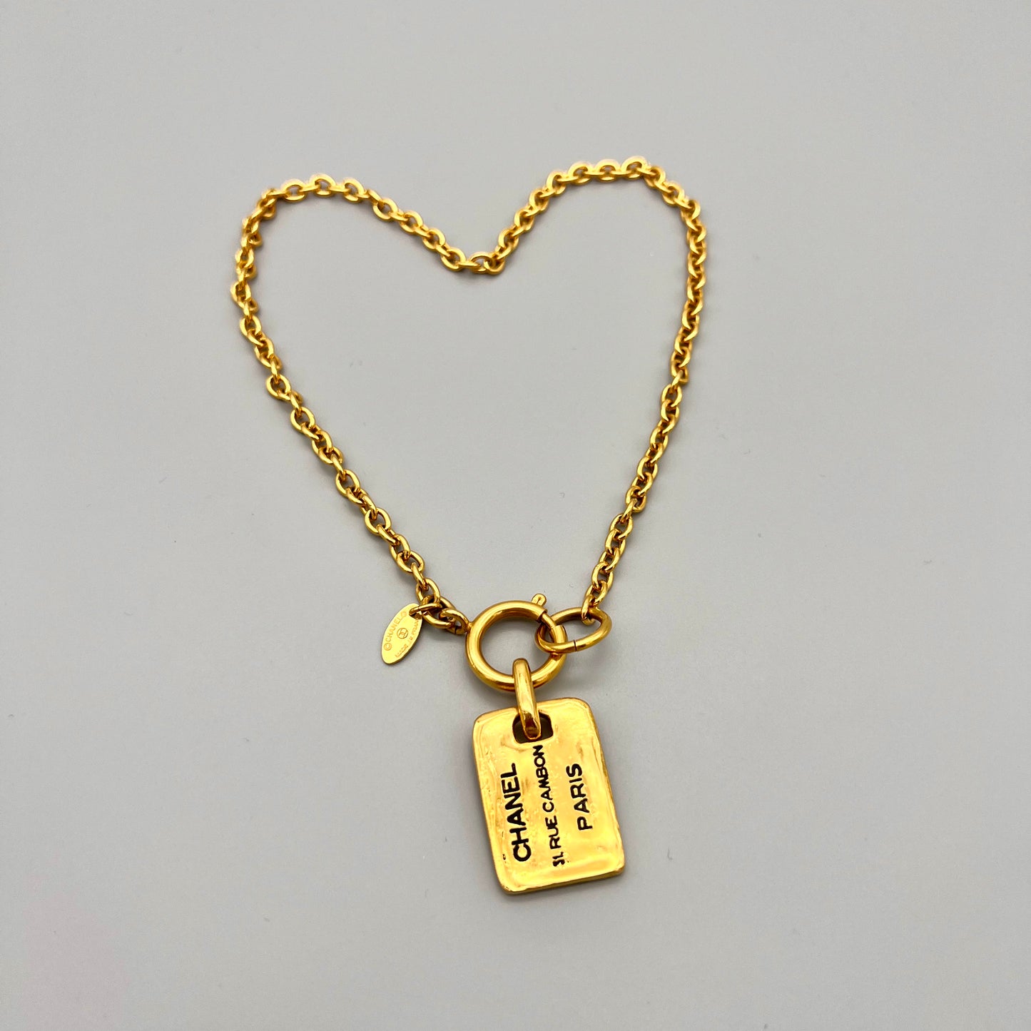 Afar Vintage Pre-owned CHANEL Cambon Line Tag Pendant Necklace