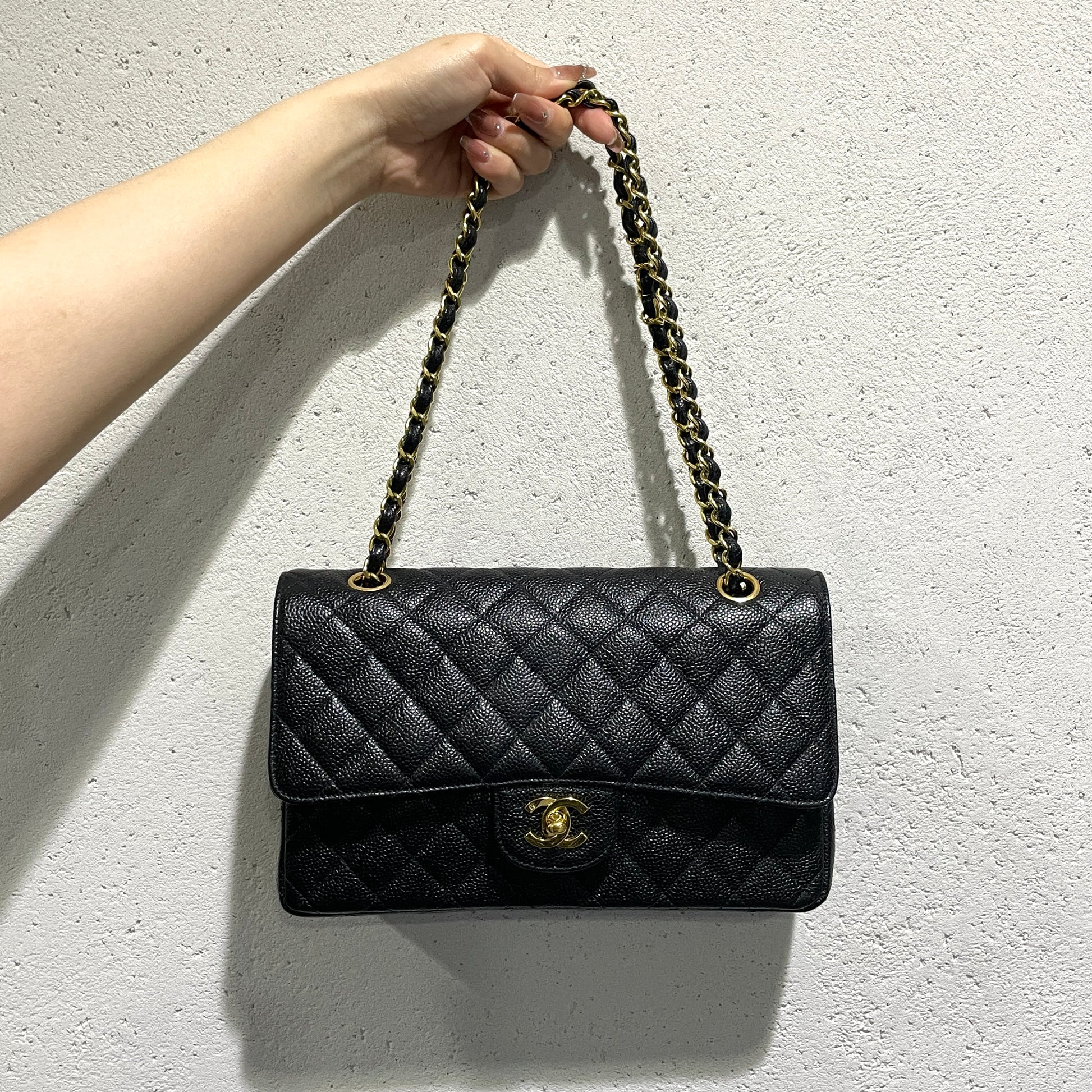Pre-Owned Chanel Classic Small Double Flap GHWLambskin Bag 
