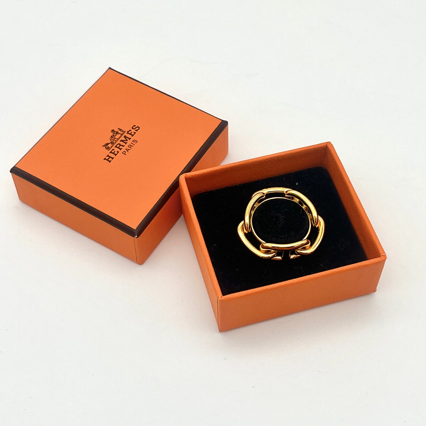 HERMES Chaine Dunkle Scarf Ring