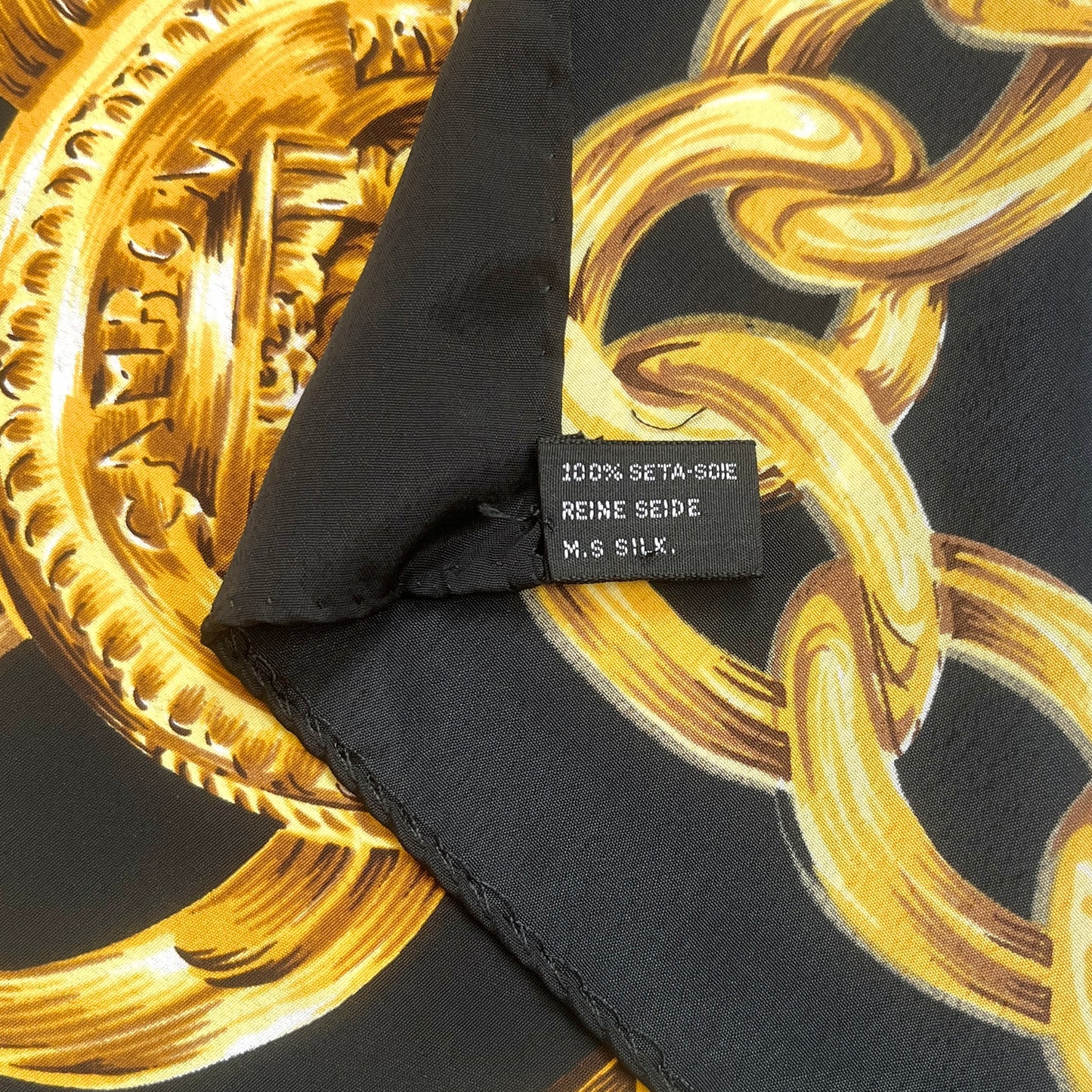 RARE☆☆☆CHANEL Chain motif scarf