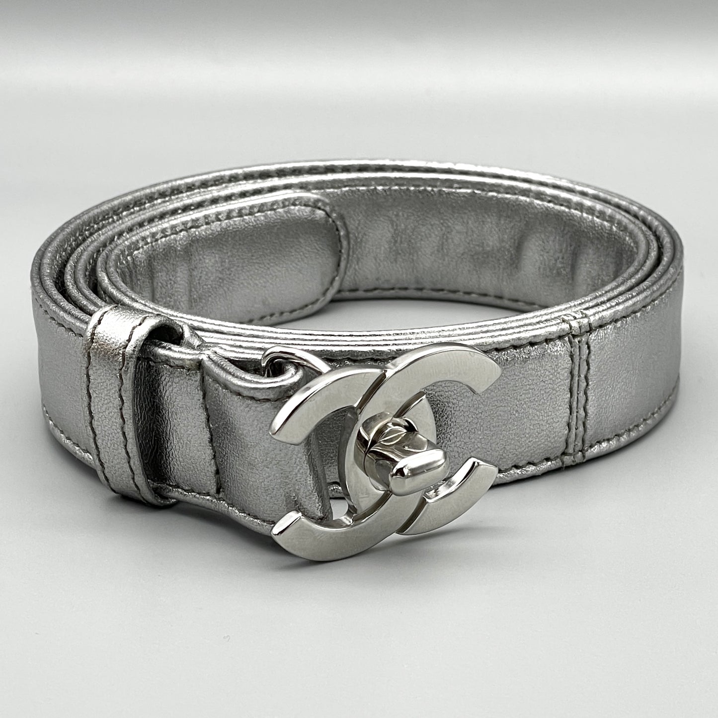 RARE☆☆☆CHANEL Turnlock Coco Mark Belt Silver