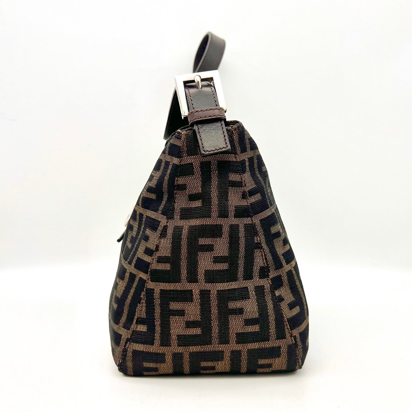 AUTH Pre-owned FENDI Zucca Round Mamma Bucket GM