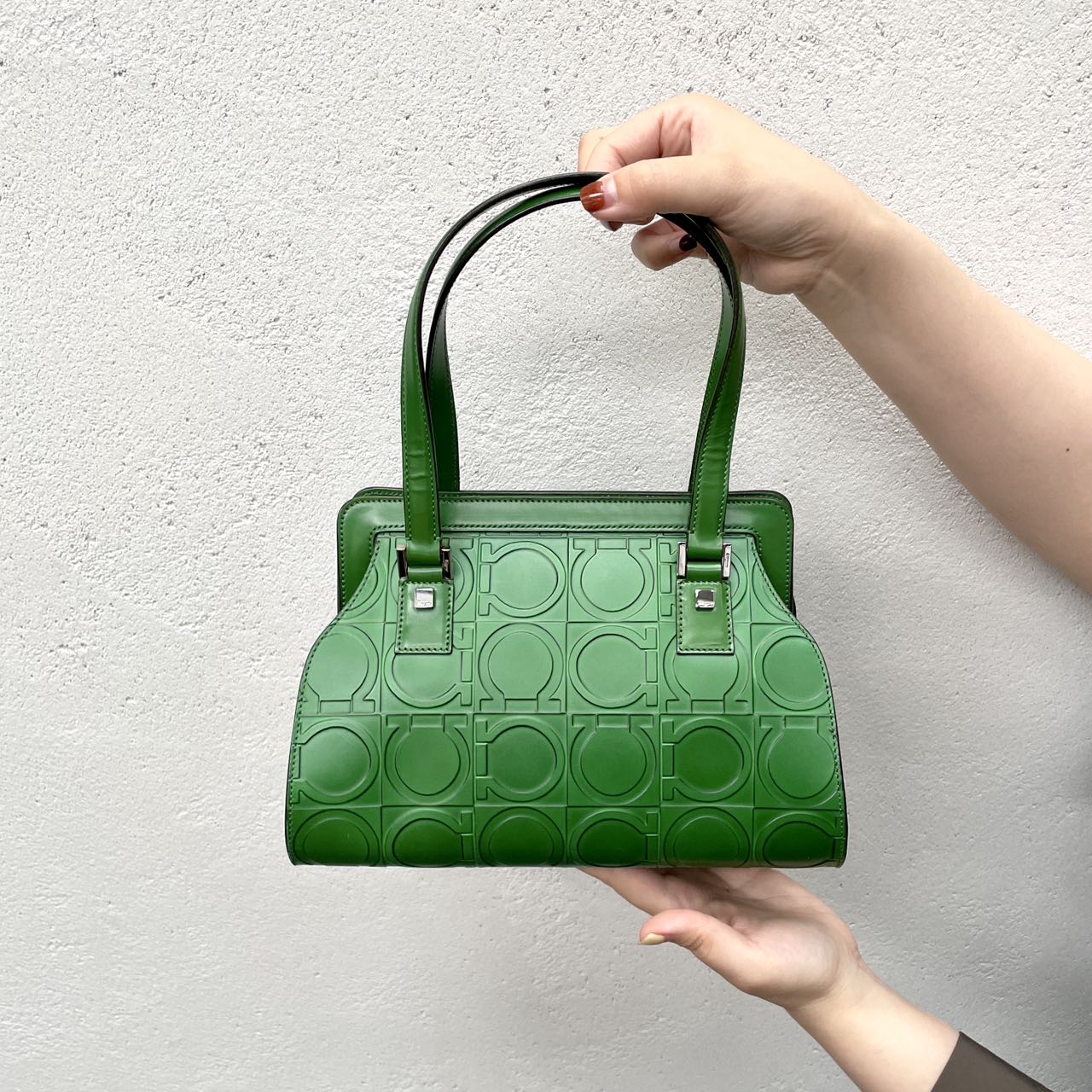 RARE☆☆☆Salvatore Ferragamo Ganchini Handbag Green