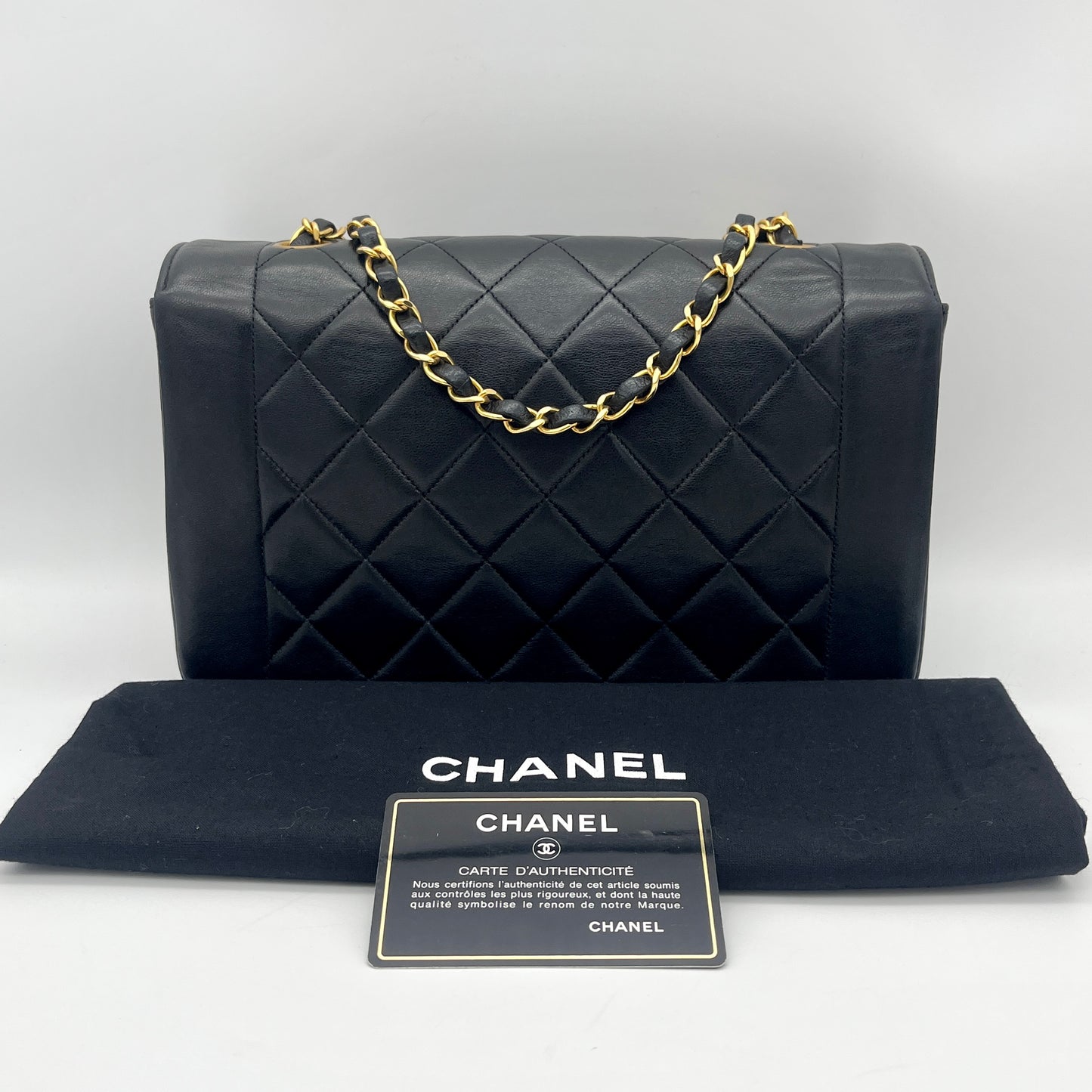 Afar Vintage Pre-owned CHANEL Diana Matlace Lambskin Chain Shoulder Bag