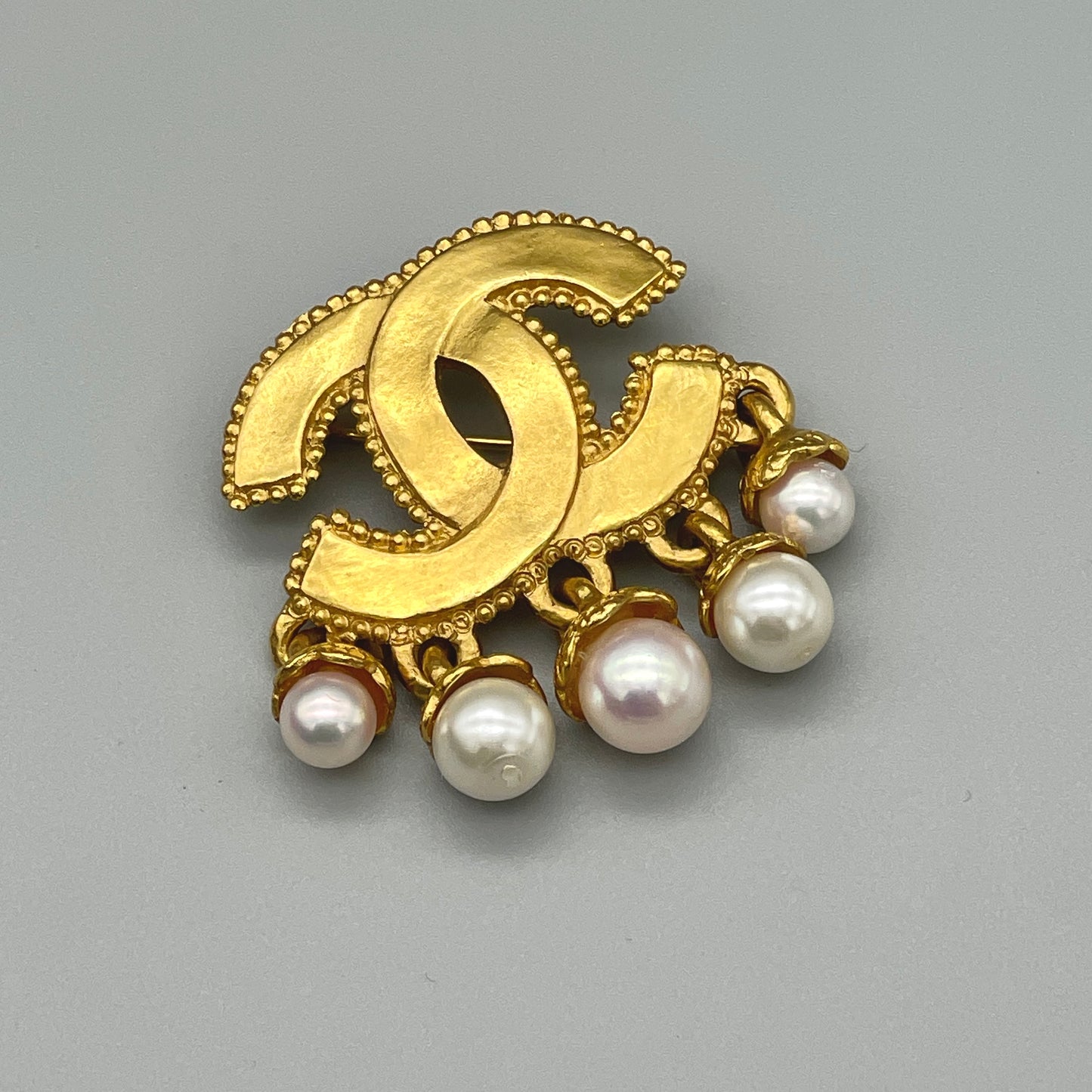 AUTH Pre-owned CHANEL Cocommark Pearl Pendant Brooch