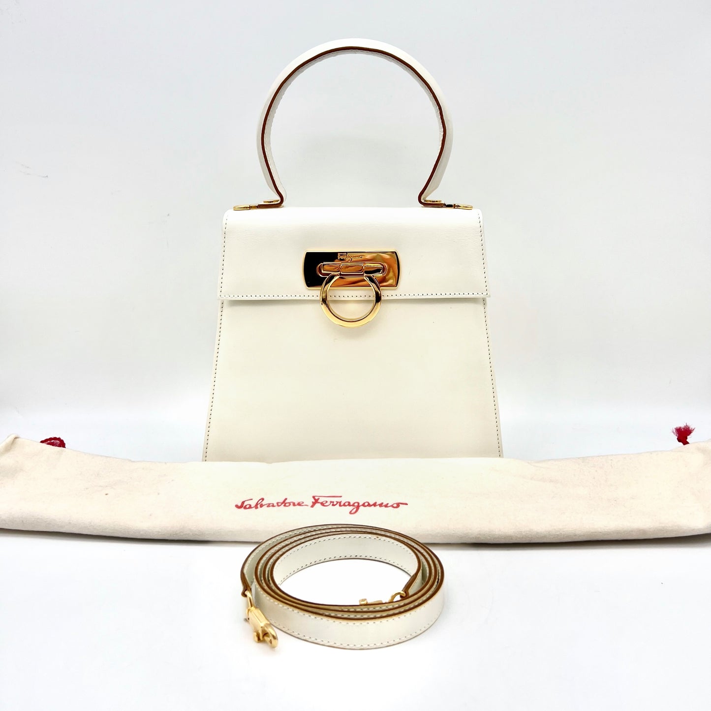 AUTH Pre-owned Salvatore Ferragamo Gancini Mini Hand Bag White