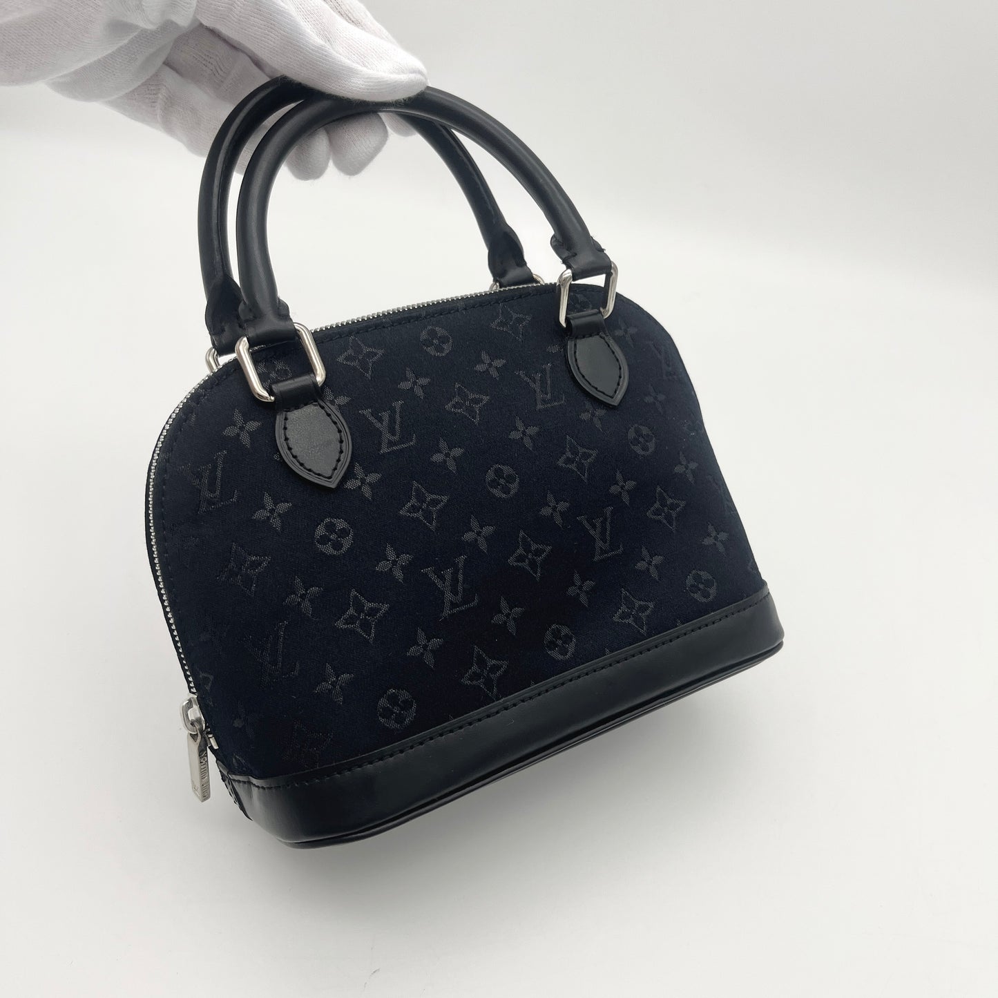 RARE☆☆AUTH Pre-owned LOUIS VUITTON Satin Monogram Miniran Little Alma