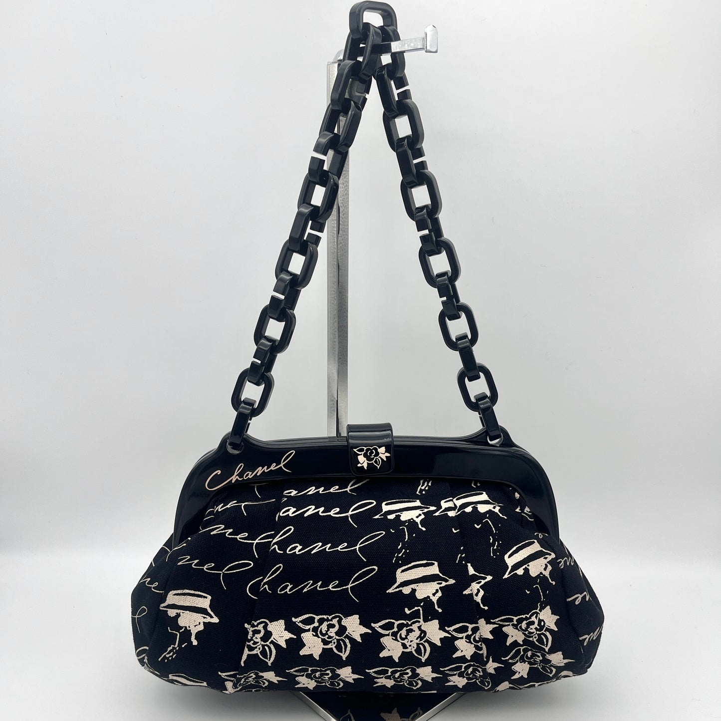 RARE☆☆☆☆AUTH Pre-owned CHANEL Camellia Canvas Plastic Chain Shoulder Bag