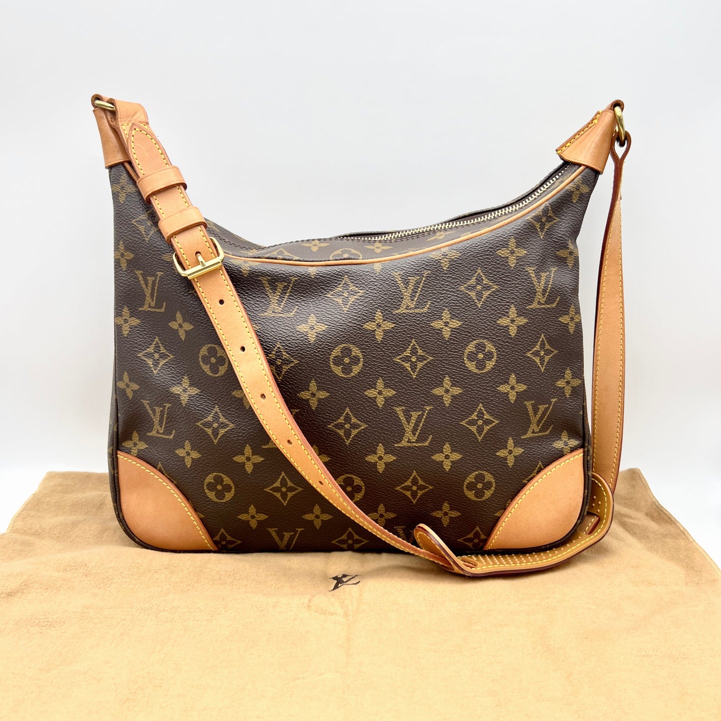 LOUIS VUITTON Monogram Boulogne 30 M51265 Brown