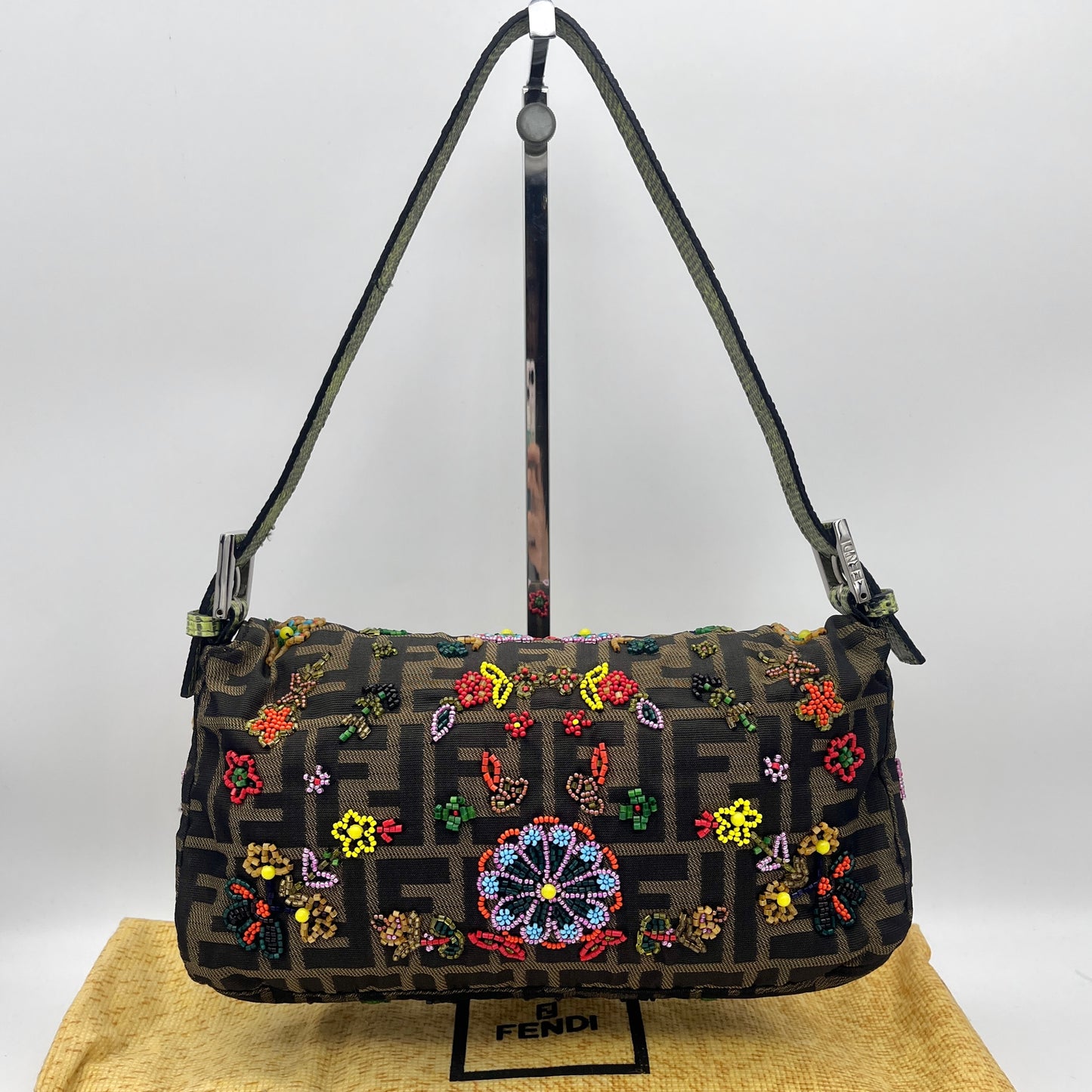 RARE☆☆☆AUTH Pre-owned FENDI Soak pattern bead embroidery lizard skin leather mamma bag 15th anniversary limited edition