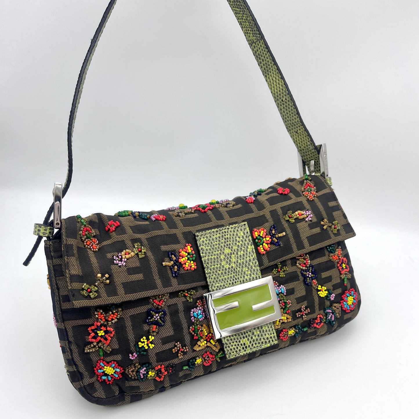 RARE☆☆☆AUTH Pre-owned FENDI Soak pattern bead embroidery lizard skin leather mamma bag 15th anniversary limited edition