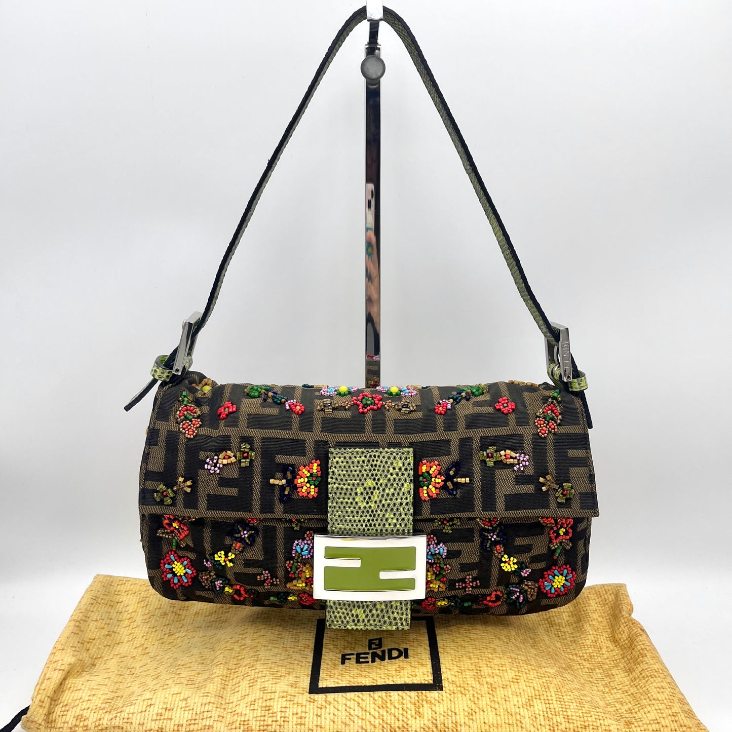 RARE☆☆☆AUTH Pre-owned FENDI Soak pattern bead embroidery lizard skin leather mamma bag 15th anniversary limited edition