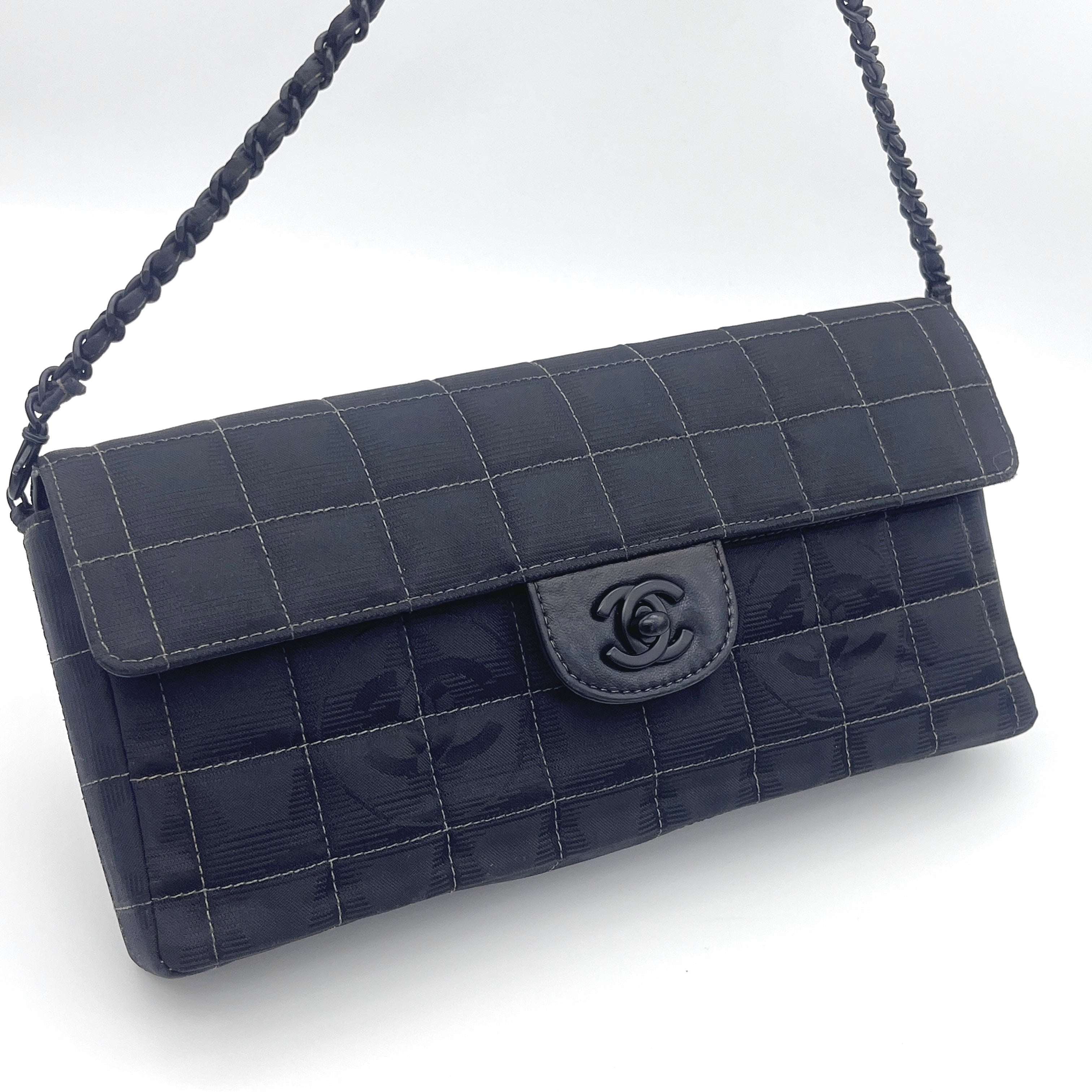 AUTH Pre-owned CHANEL ﾆｭｰﾄﾗﾍﾞﾙﾗｲﾝ ﾁｮｺﾊﾞｰ ﾁｪｰﾝｼｮﾙﾀﾞｰﾊﾞｯｸﾞ ﾌﾞﾗｯｸ 