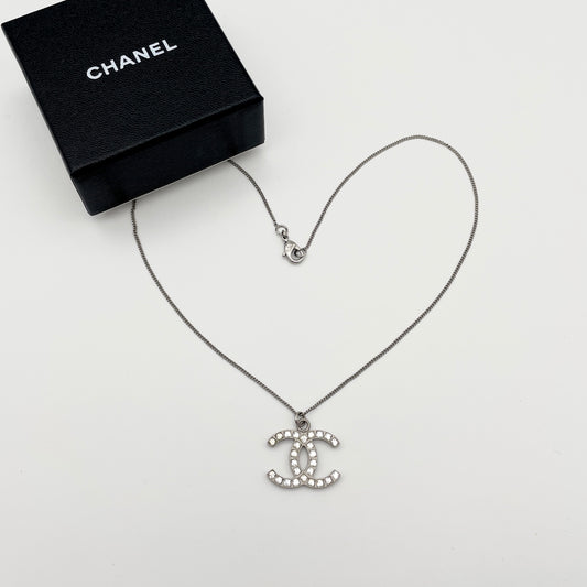 AUTH Pre-owned CHANEL Cocomark Rhinestone Necklace