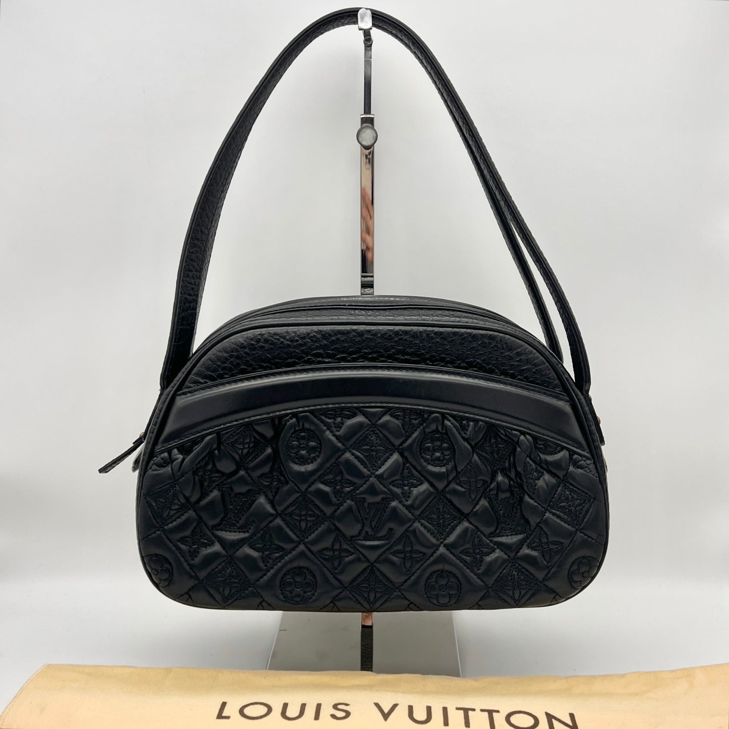 RARE☆☆☆AUTH Pre-owned LOUIS VUITTON 2005 Fall/Winter Collection Monogram Cura Vienna Noir M95105