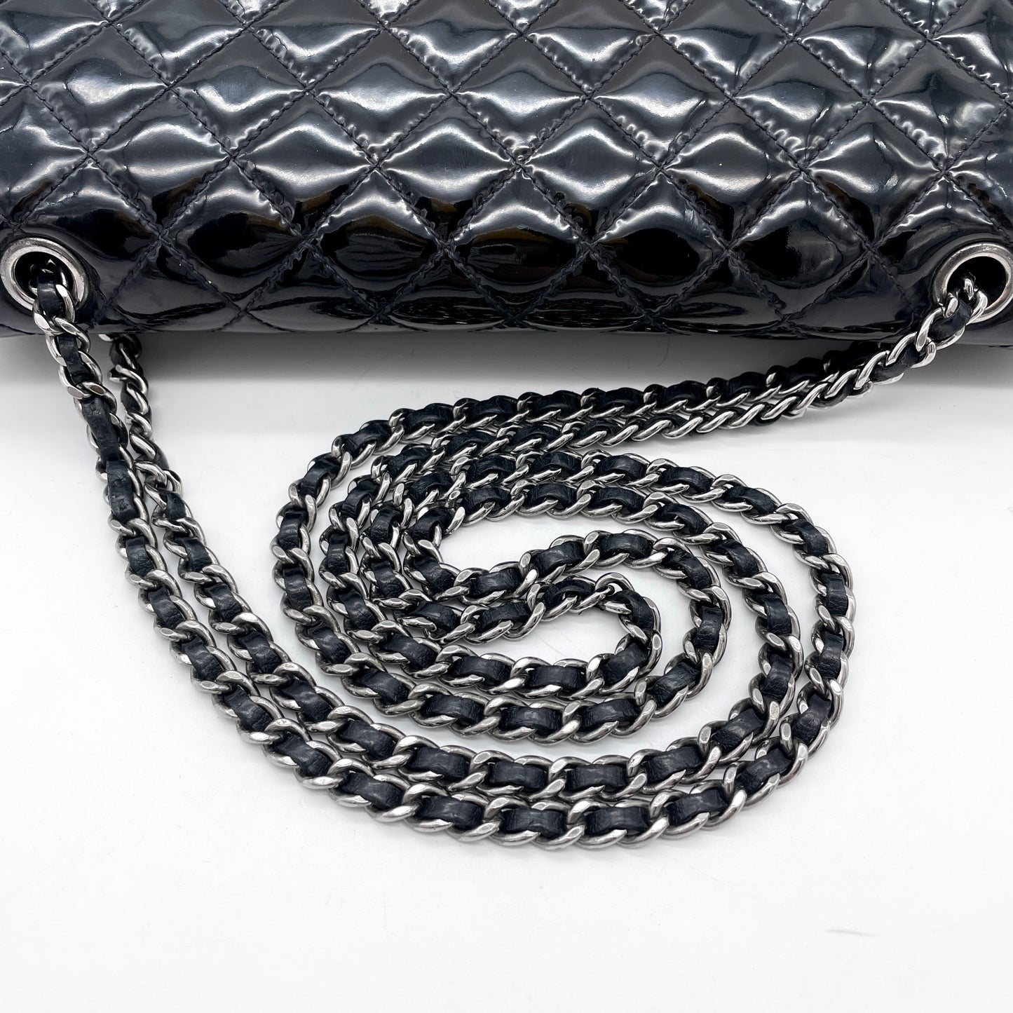 CHANEL Matelassé Enamel Double Chain Single Flap Bag