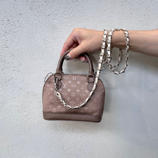 路易威登 Monogram 缎面小阿尔玛 M92147