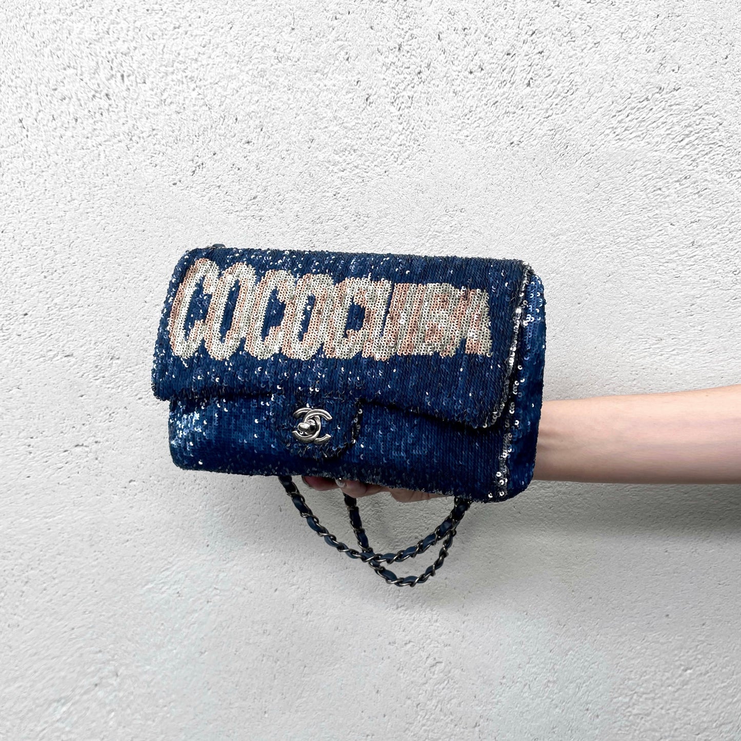 RARE☆☆☆☆☆CHANEL 2016 COCO CUBA Sequins Double Chain Shoulder Single Flap Bag Navy Blue &amp; Silver#