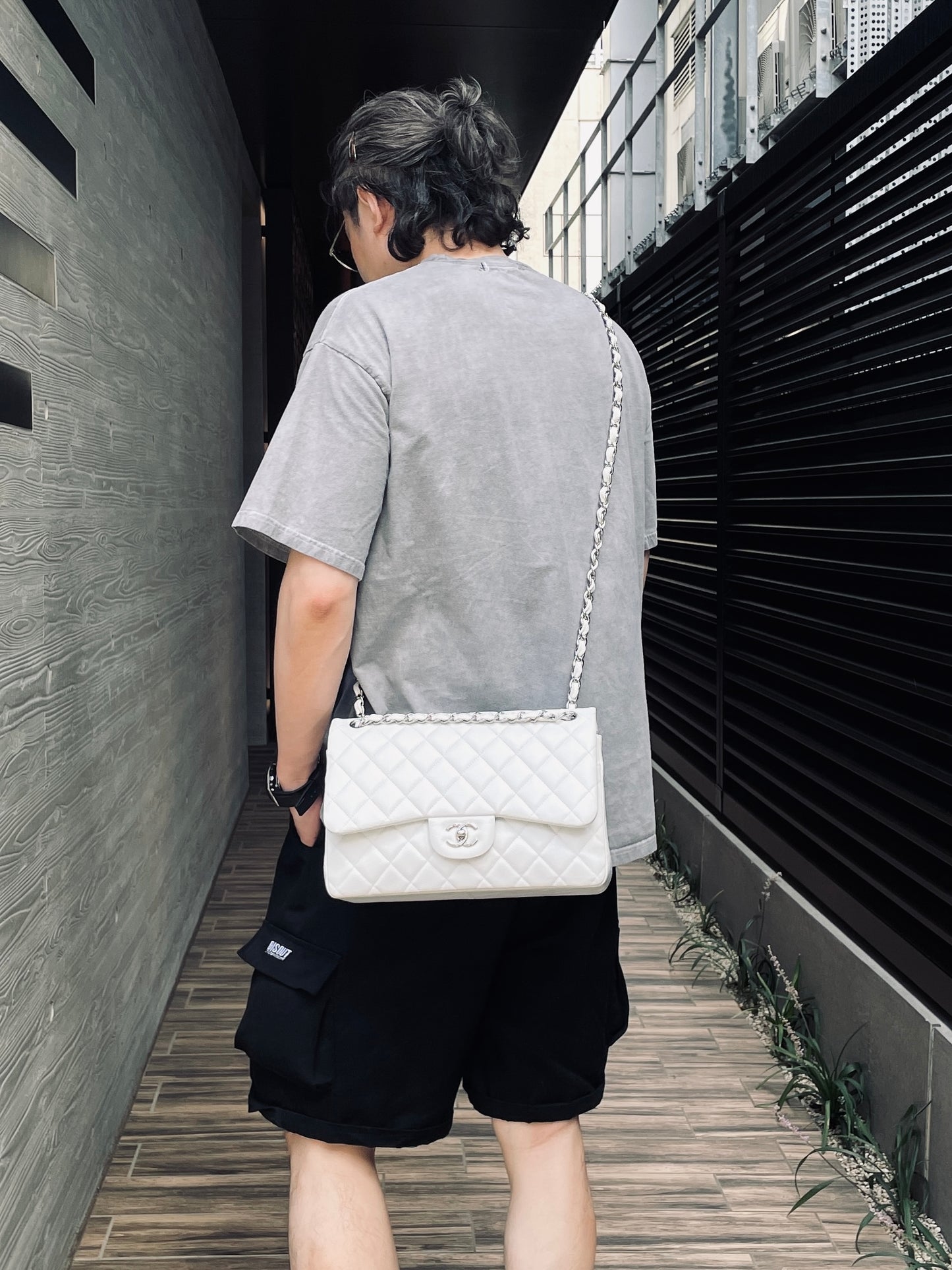 RARE☆☆☆CHANEL Caviar Skin Matelasse Coco Mark Turn Rock Classic Flap GM White SHW