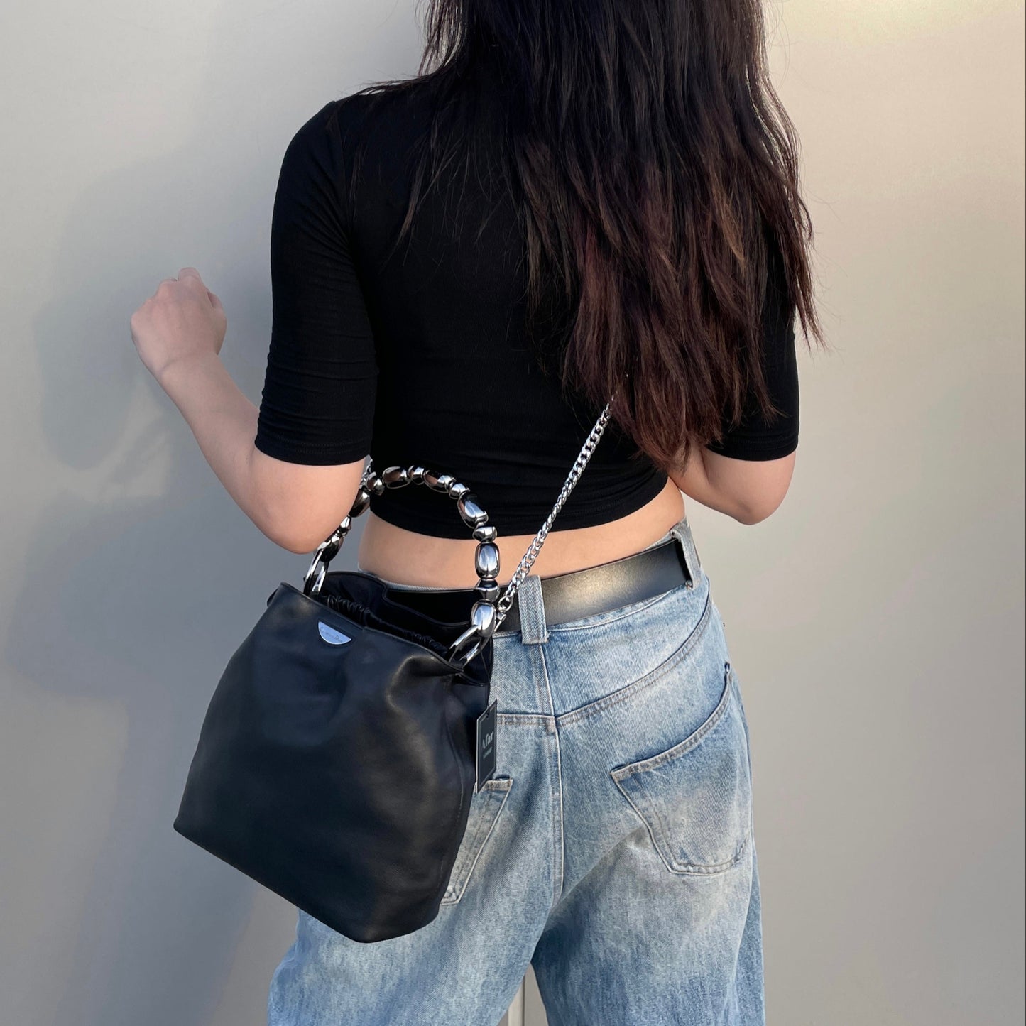 CHRISTIAN DIOR 2000 Preloved Malice Pearl Calf Skin Leather Pearls Handle Hand Bag Black &amp; Silver