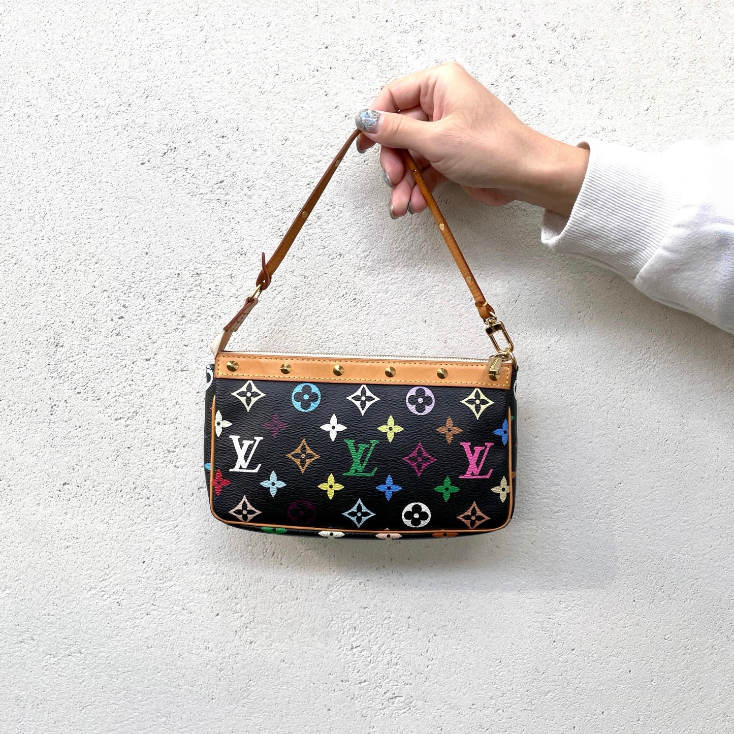 RARE☆☆☆ LOUIS VUITTON Monogram Multicolor Black Pochette Accessoires Pouch M92648 Shoulder Bag