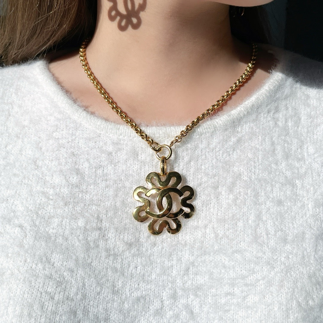 CHANEL 可可玛四叶草项链 95P