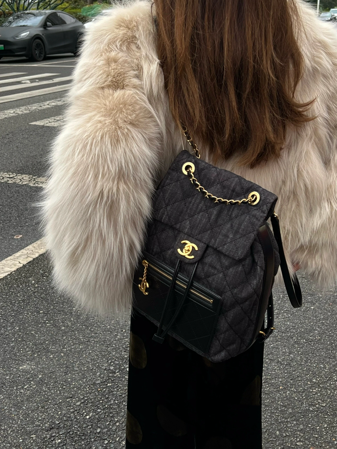 RARE☆☆☆☆CHANEL Matelassé Denim CC LOGO Pendant Métiers d'Art Paris-Salzburg Chain Strap Backpack Black & Gold #