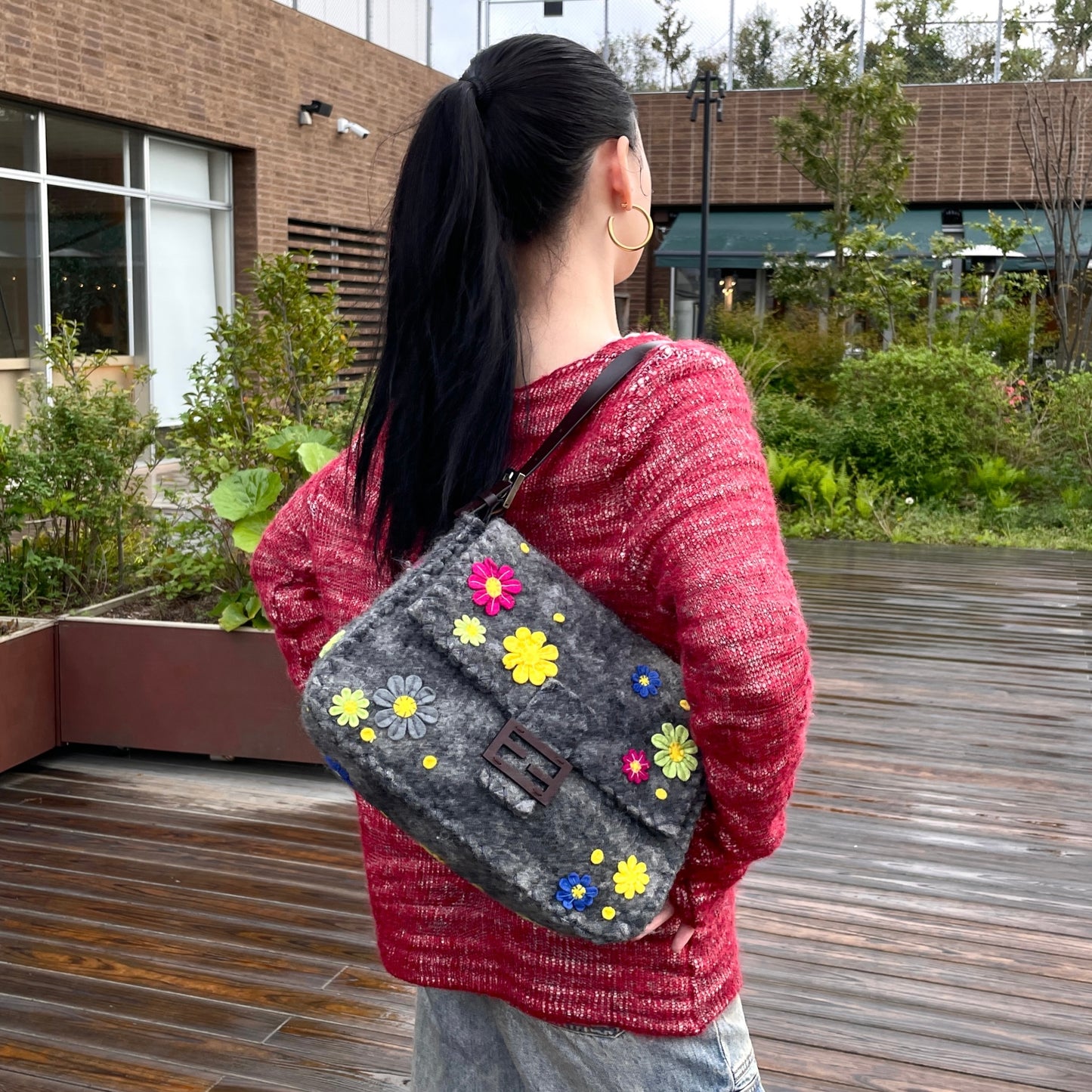 RARE☆☆☆☆FENDI Wool Felt Flower Mamma Baguette GM Shoulder Bag Gray & Multicolor