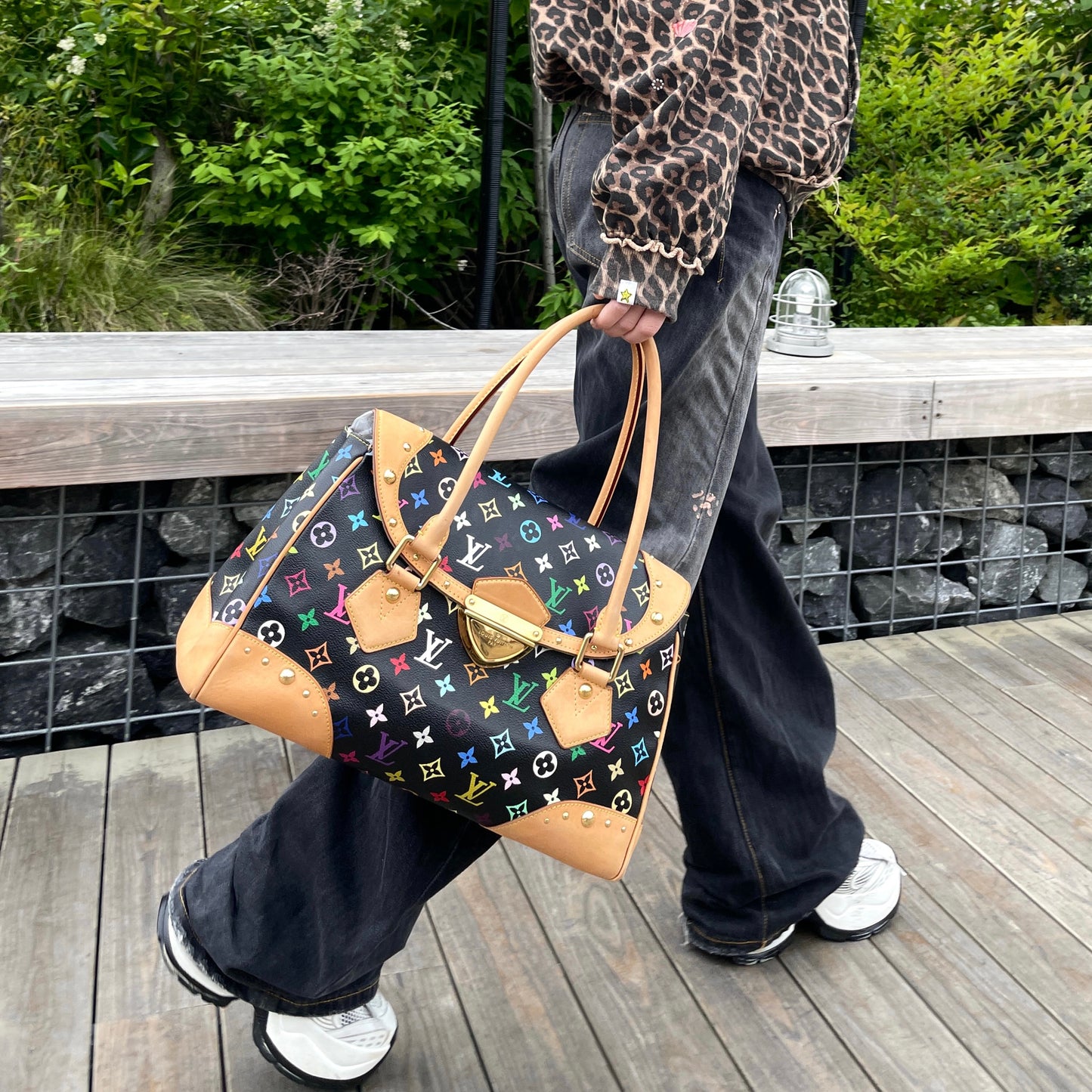 RARE☆☆☆☆☆LOUIS VUITTON Monogram Multicolor Black Beverly GM Noir M40202 Hand Bag