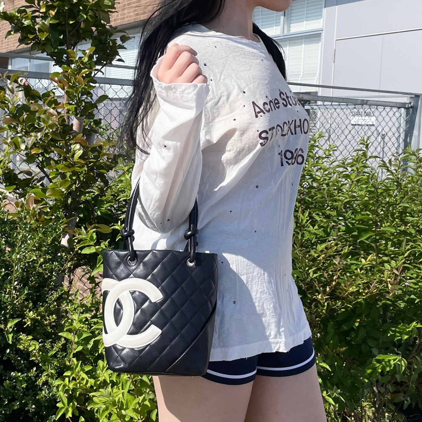 RARE☆☆☆☆CHANEL 2004 Cambon Line Matelassé Mini Tote Hand Bag Black & White