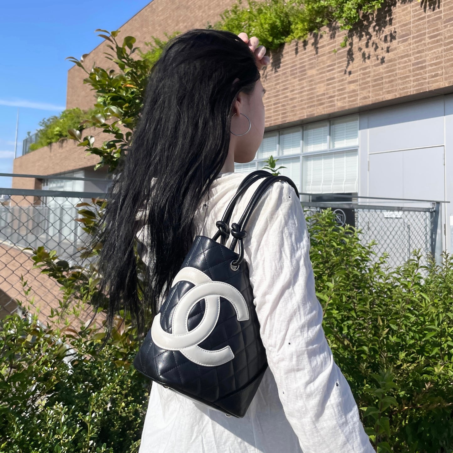 RARE☆☆☆☆CHANEL 2004 Cambon Line Matelassé Mini Tote Hand Bag Black & White