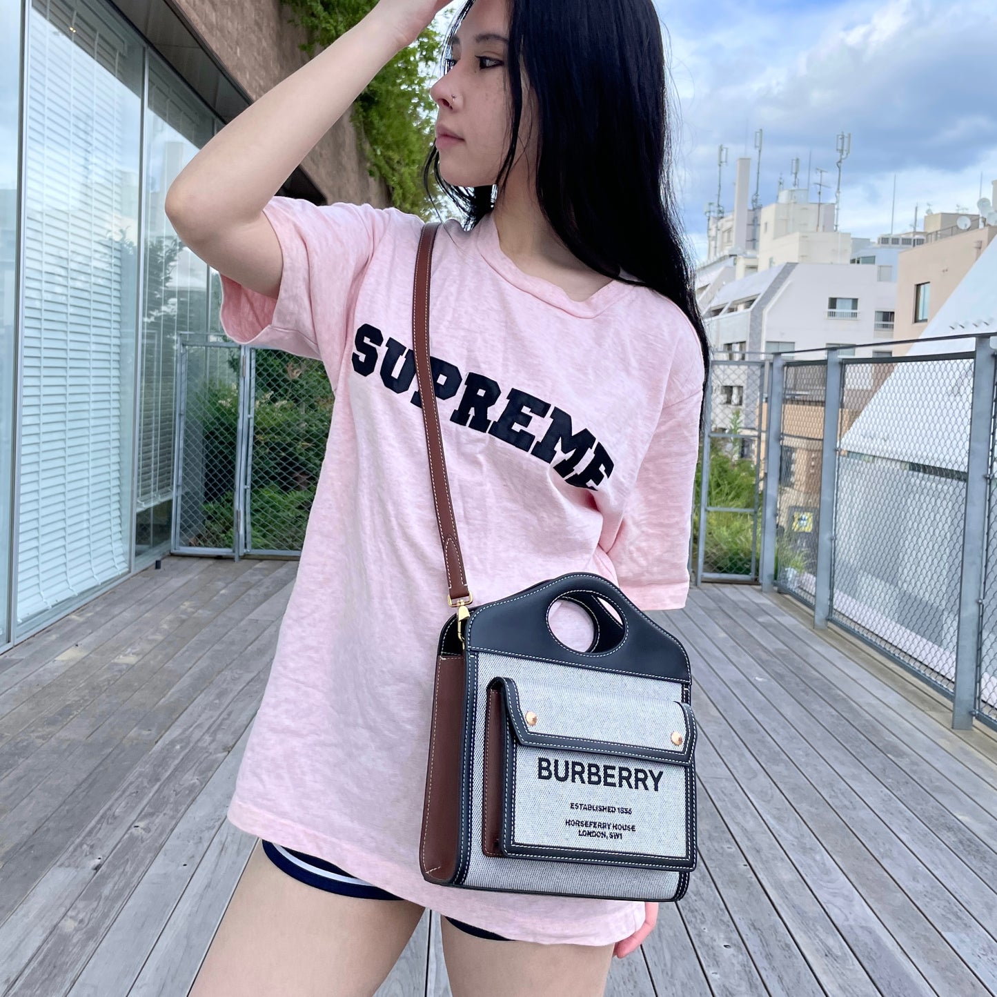 BURBERRY Mini Pocket 2-Way Handbag Crossbody【Unused, Reference Price 215,600】