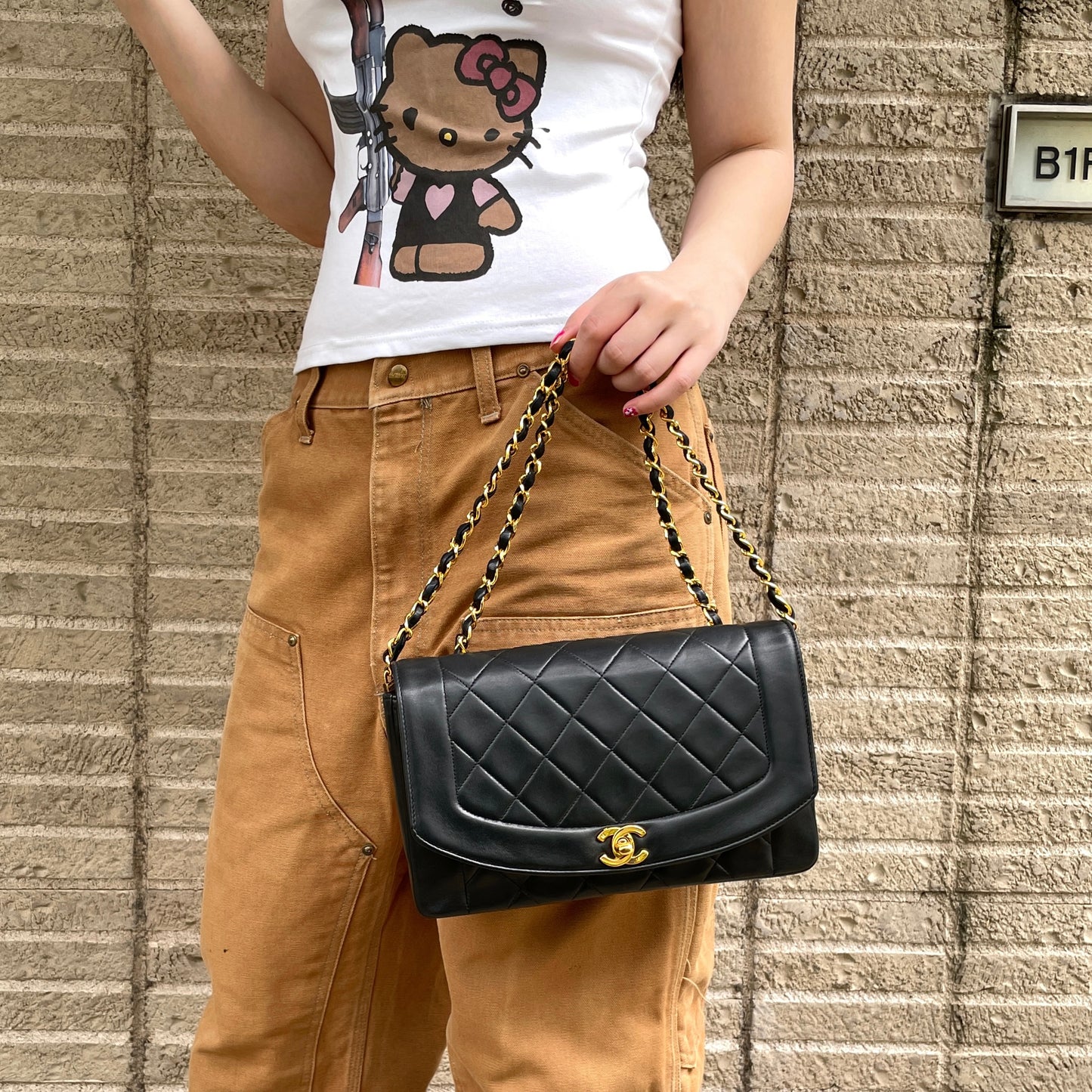 CHANEL 1990 Matelassé Lambskin Diana 25 Chain Shoulder Flap Bag Medium Black/Gold #