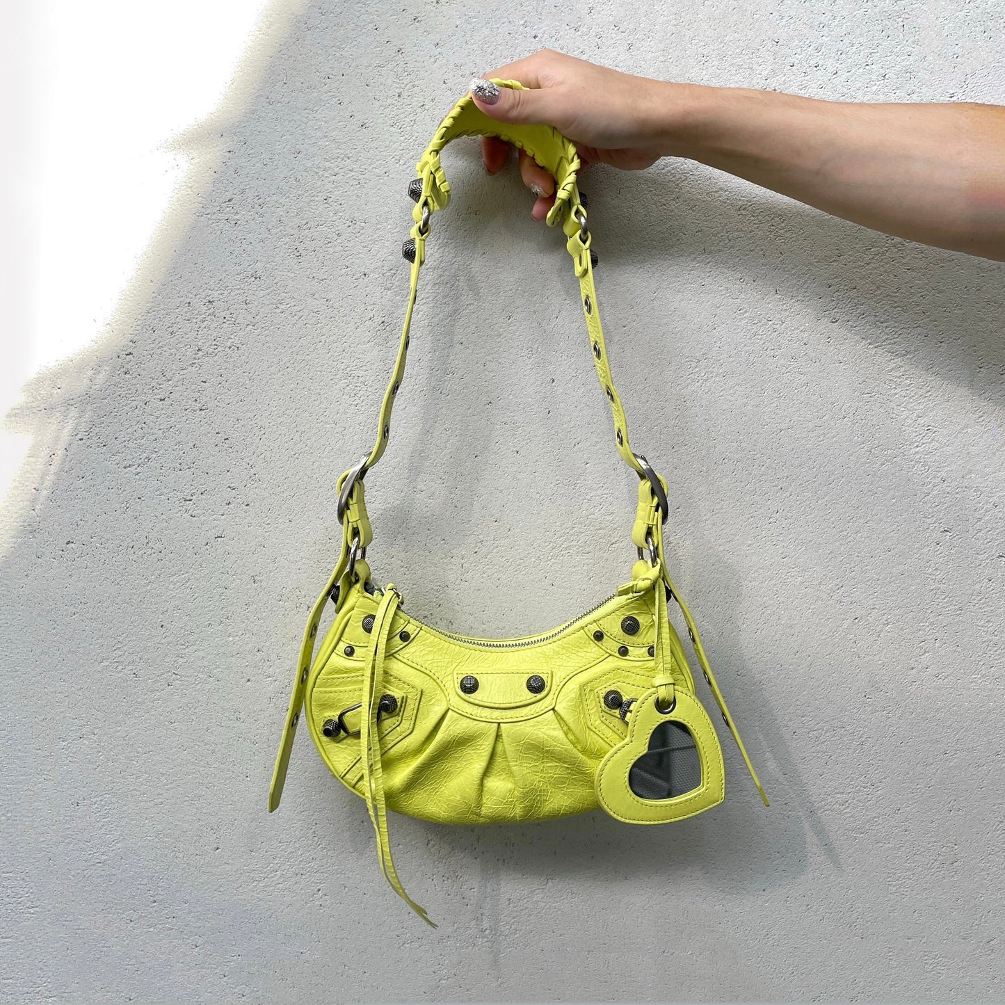 RARE☆☆☆☆Balenciaga Le Cagole Shoulder Bag XS in Neon Green Arena Lambskin, Aged-Silver Hardware